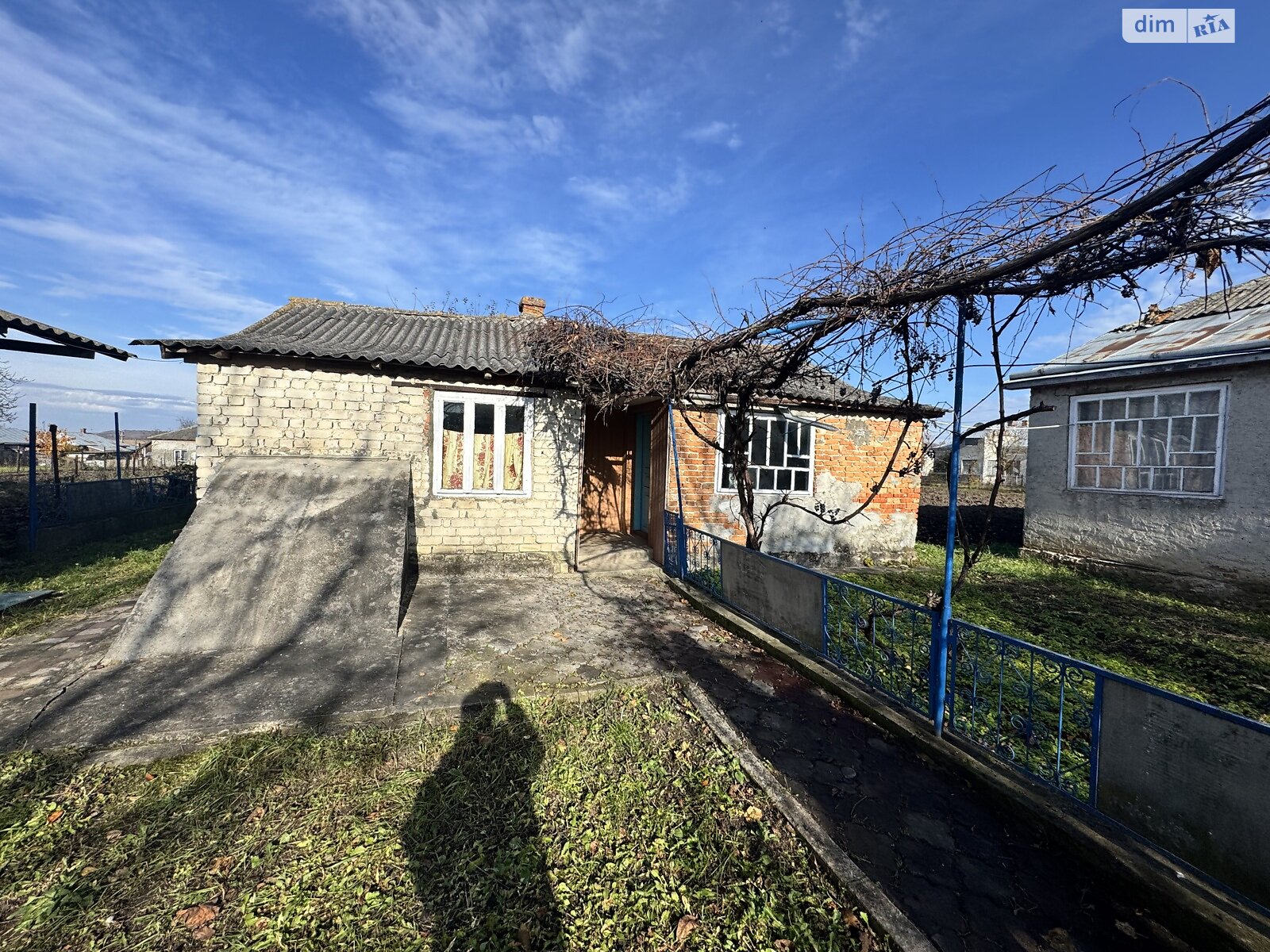 одноповерховий будинок з верандою, 89.5 кв. м, цегла. Продаж у Романове село фото 1