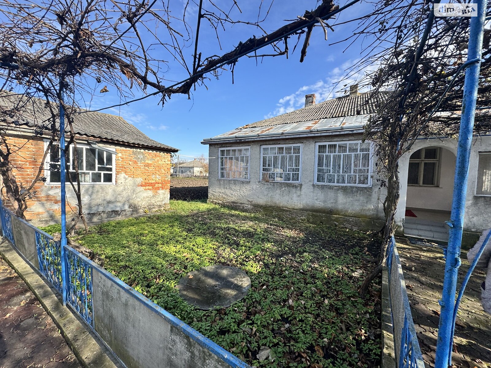 одноповерховий будинок з верандою, 89.5 кв. м, цегла. Продаж у Романове село фото 1