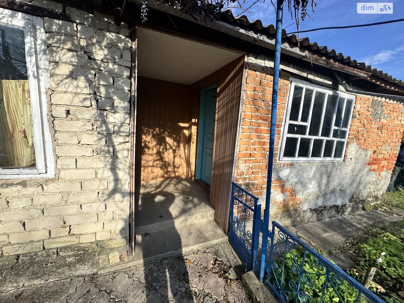 одноповерховий будинок з верандою, 89.5 кв. м, цегла. Продаж у Романове село фото 1