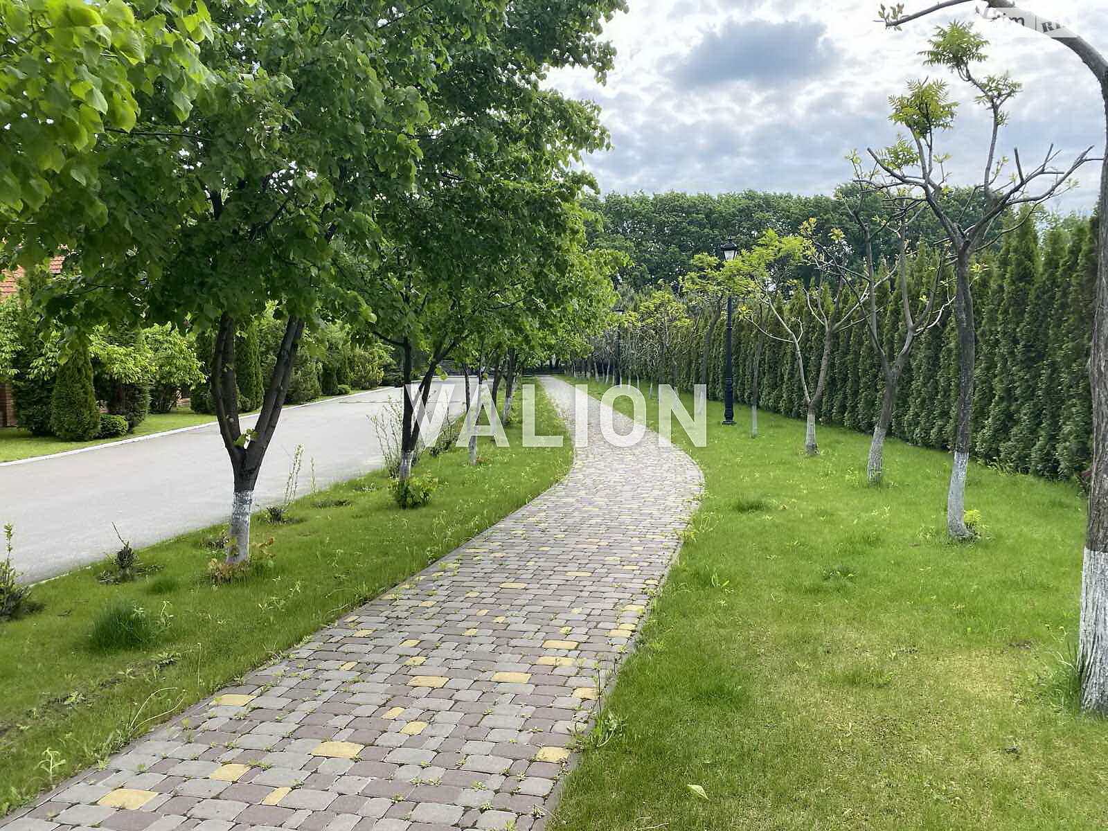 двухэтажный дом с гаражом, 235 кв. м, кирпич. Продажа в Рославичах фото 1 двухэтажный дом с гаражом, 235 кв. м, кирпич. Продажа в Рославичах фото 1