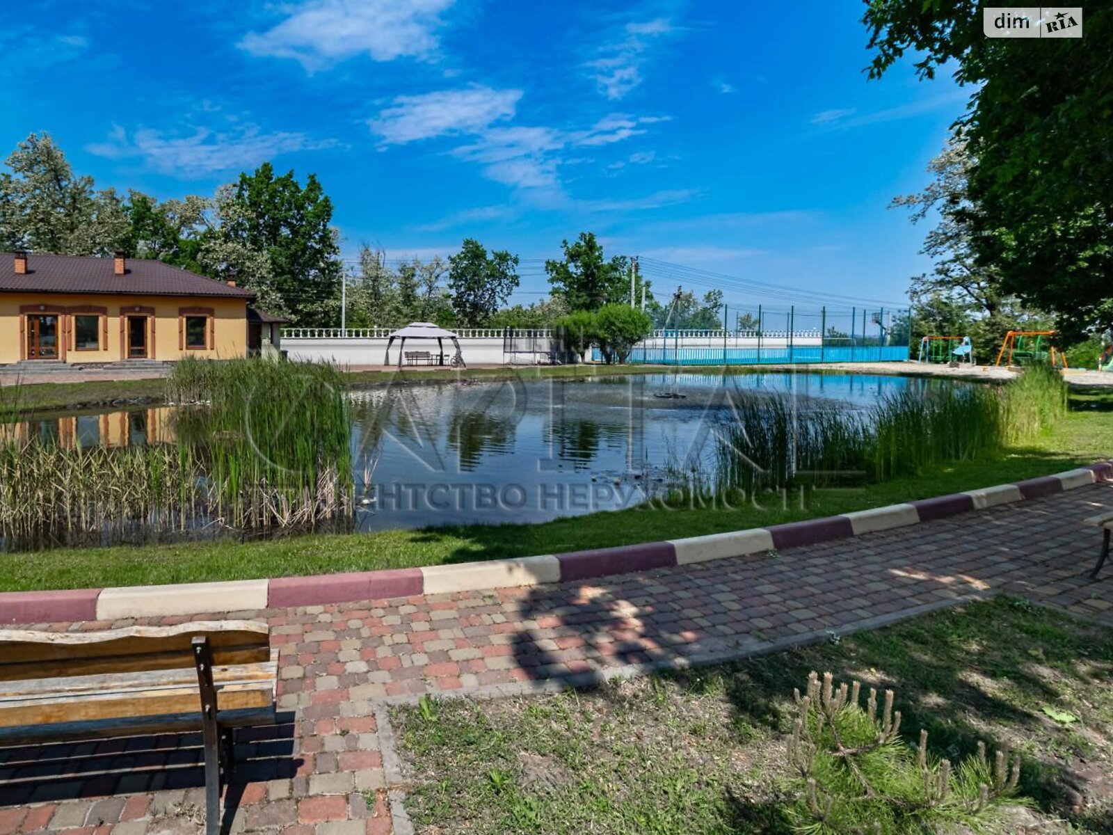 двухэтажный дом с отоплением, 235 кв. м, керамический блок. Продажа в Рославичах фото 1 двухэтажный дом с отоплением, 235 кв. м, керамический блок. Продажа в Рославичах фото 1