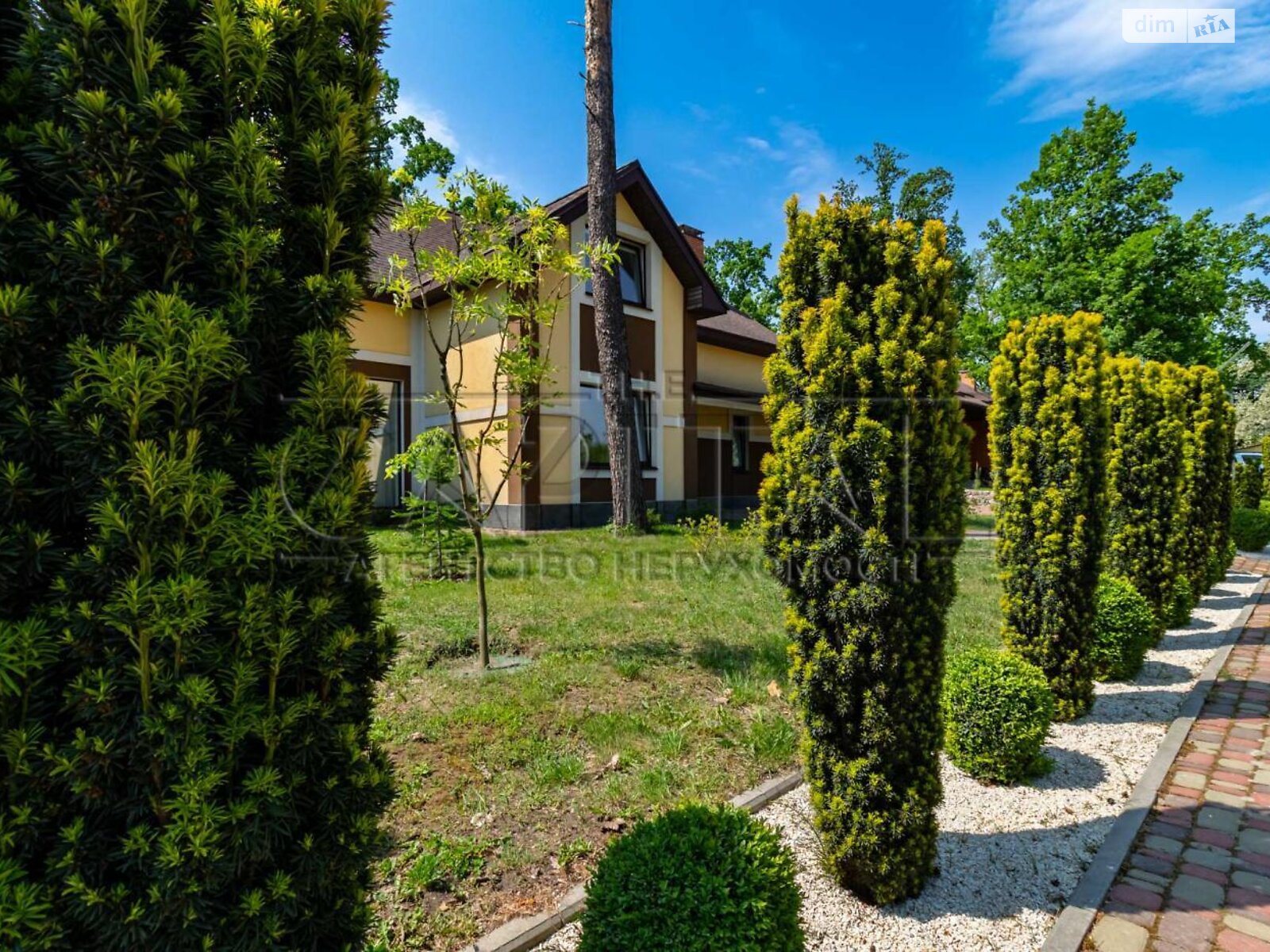 двухэтажный дом с отоплением, 235 кв. м, керамический блок. Продажа в Рославичах фото 1 двухэтажный дом с отоплением, 235 кв. м, керамический блок. Продажа в Рославичах фото 1