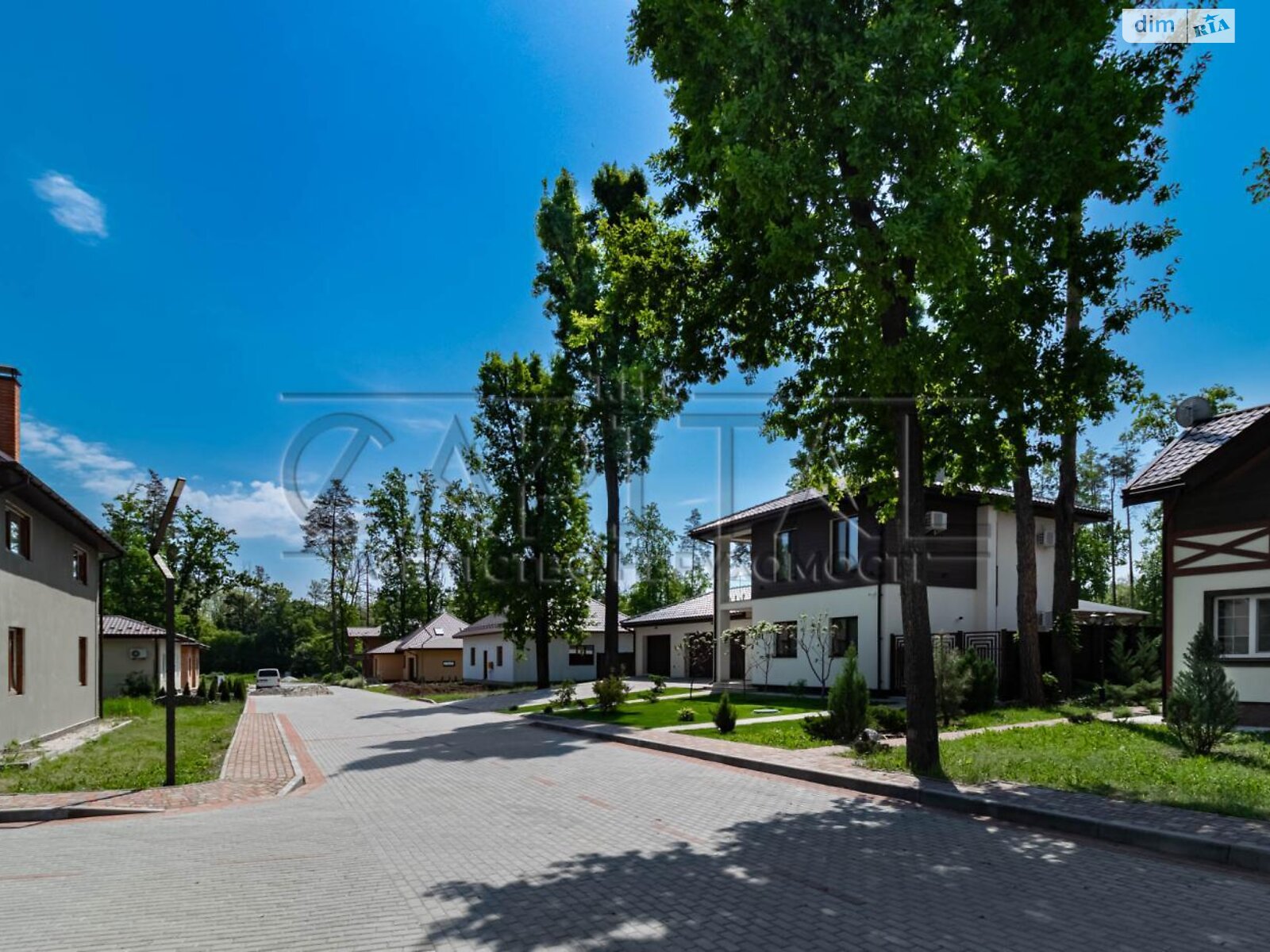 двухэтажный дом с отоплением, 235 кв. м, керамический блок. Продажа в Рославичах фото 1 двухэтажный дом с отоплением, 235 кв. м, керамический блок. Продажа в Рославичах фото 1