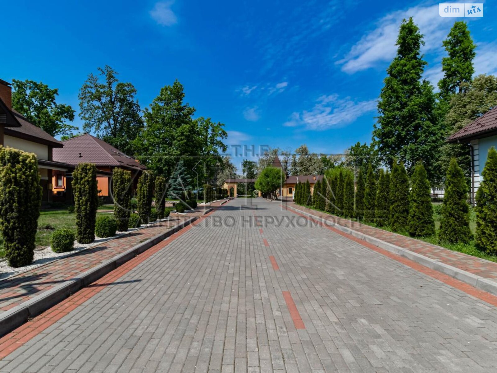 двухэтажный дом с отоплением, 235 кв. м, керамический блок. Продажа в Рославичах фото 1 двухэтажный дом с отоплением, 235 кв. м, керамический блок. Продажа в Рославичах фото 1