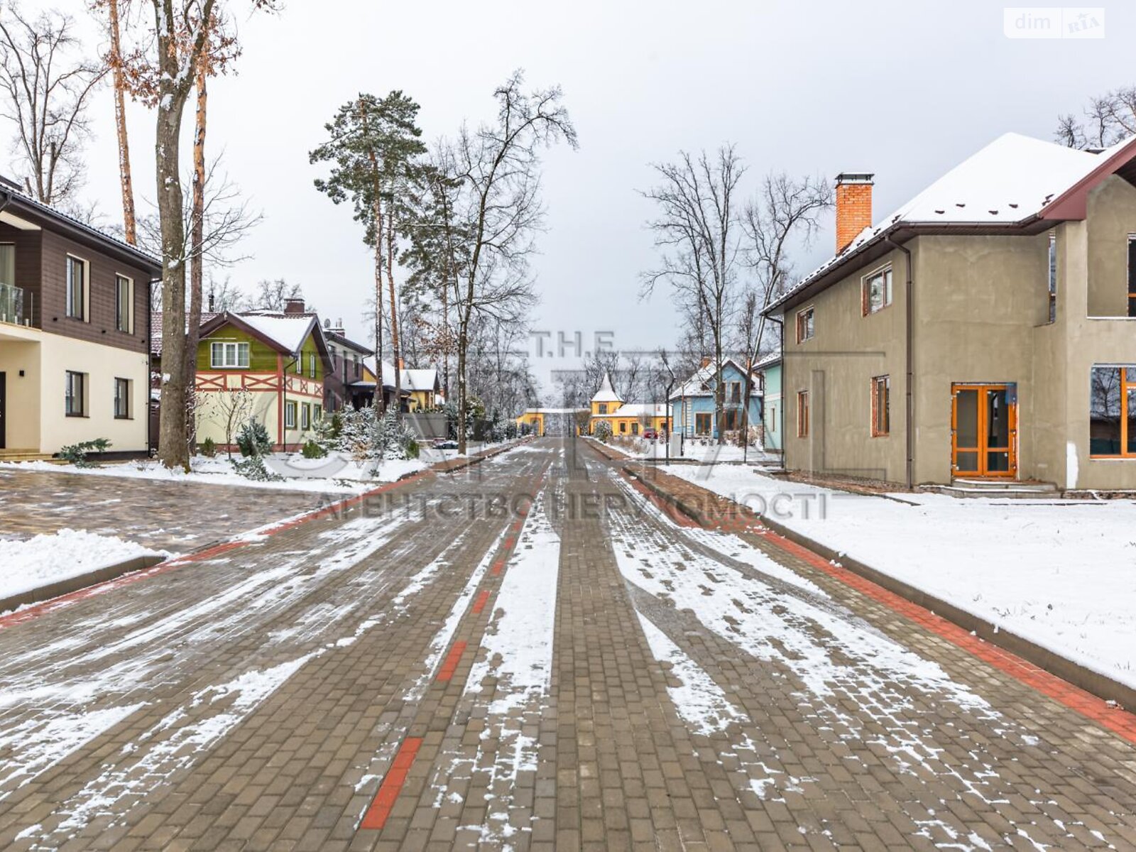 двоповерховий будинок, 212 кв. м, цегла. Продаж у Рославичах фото 1