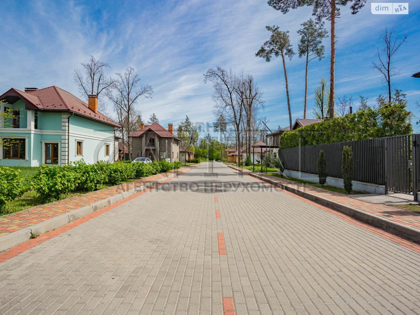 двухэтажный дом с верандой, 136 кв. м, кирпич. Продажа в Рославичах фото 1 двухэтажный дом с верандой, 136 кв. м, кирпич. Продажа в Рославичах фото 1