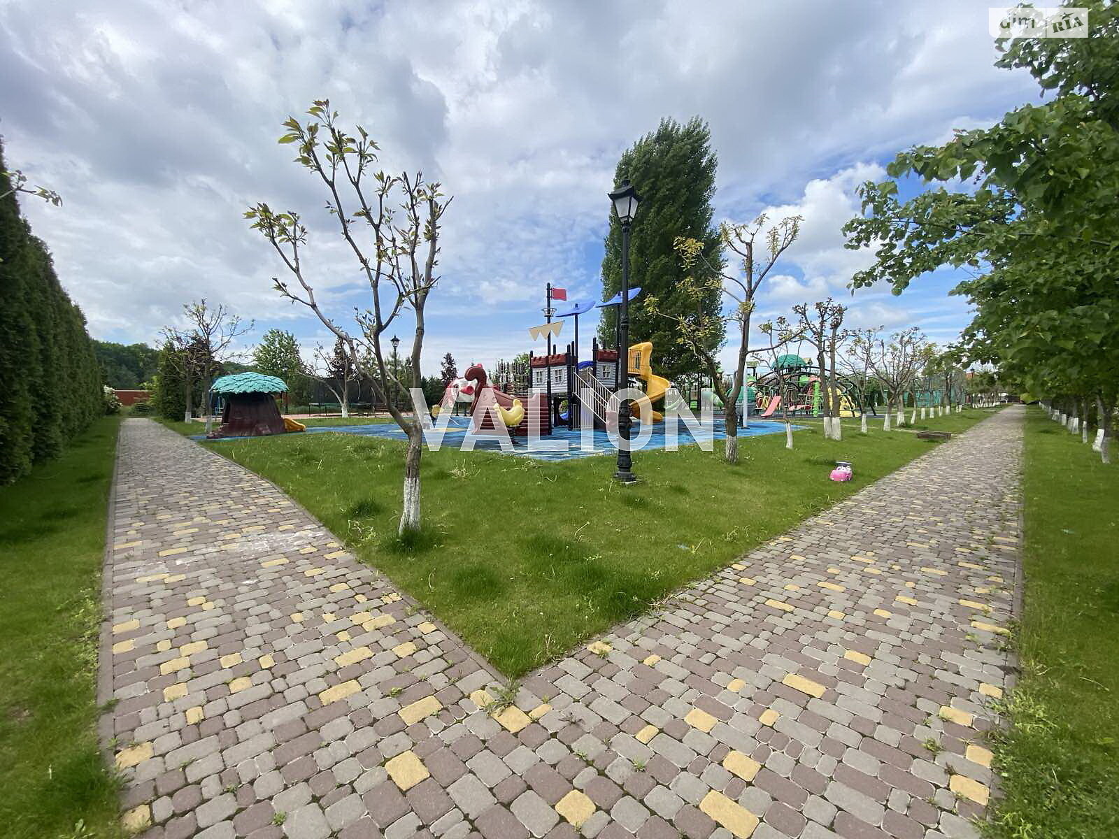 двоповерховий будинок з балконом, 189 кв. м, газобетон. Продаж у Рославичах фото 1 двоповерховий будинок з балконом, 189 кв. м, газобетон. Продаж у Рославичах фото 1