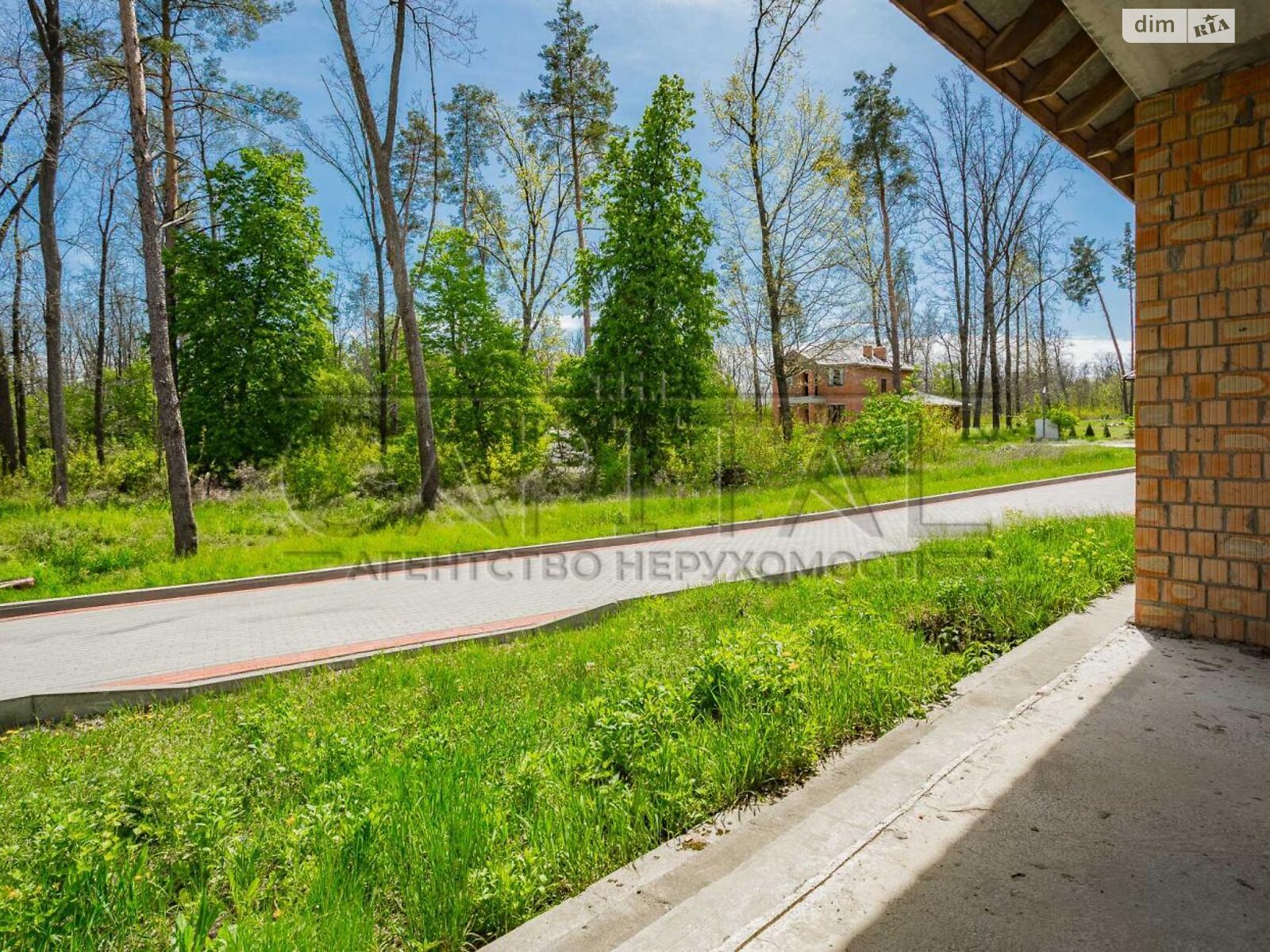 одноэтажный дом, 150 кв. м, кирпич. Продажа в Рославичах фото 1 одноэтажный дом, 150 кв. м, кирпич. Продажа в Рославичах фото 1