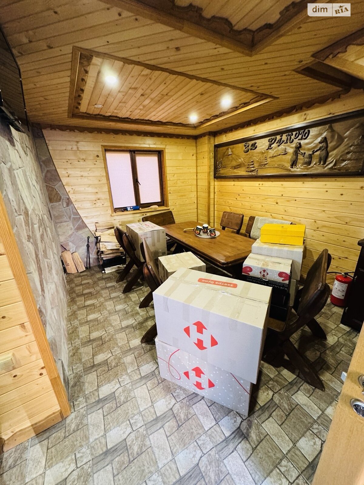 трехэтажный дом с гаражом, 486 кв. м, сруб. Продажа в Росохаче фото 1