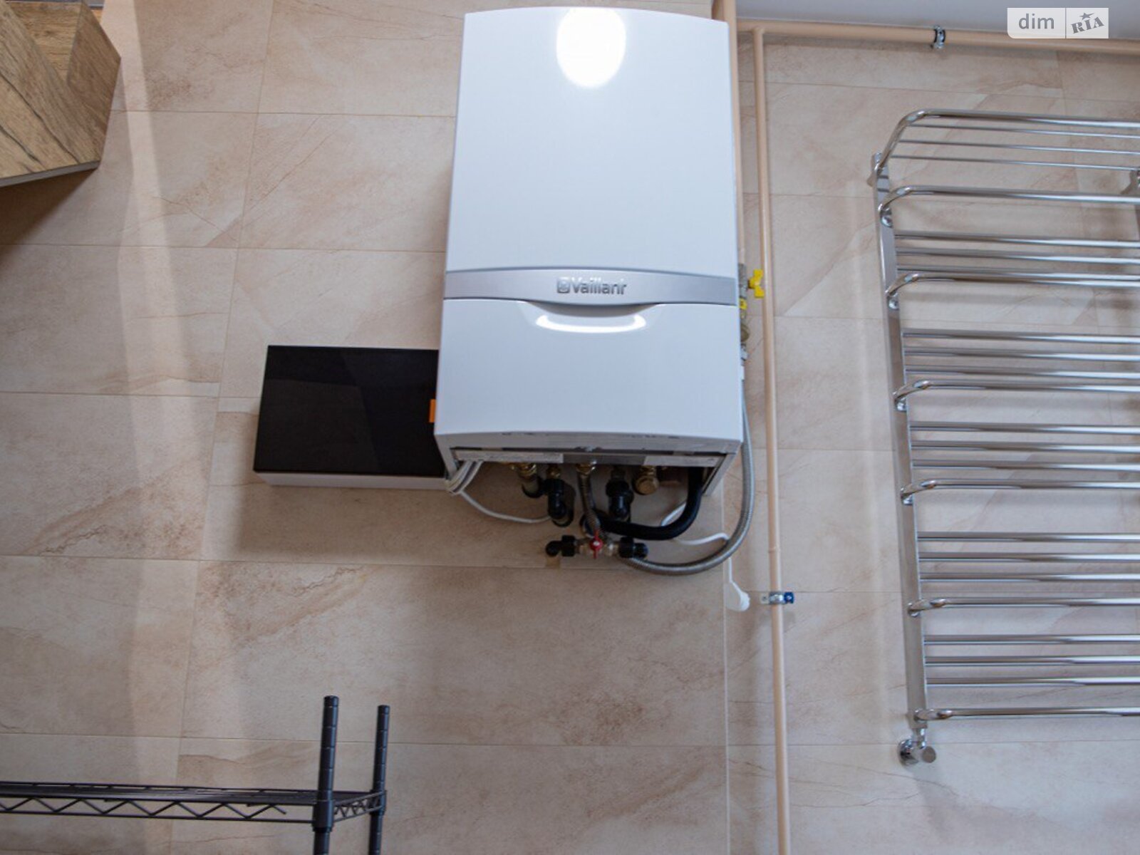 двоповерховий будинок з гаражем, 360 кв. м, цегла. Продаж у Рованцях фото 1 двоповерховий будинок з гаражем, 360 кв. м, цегла. Продаж у Рованцях фото 1