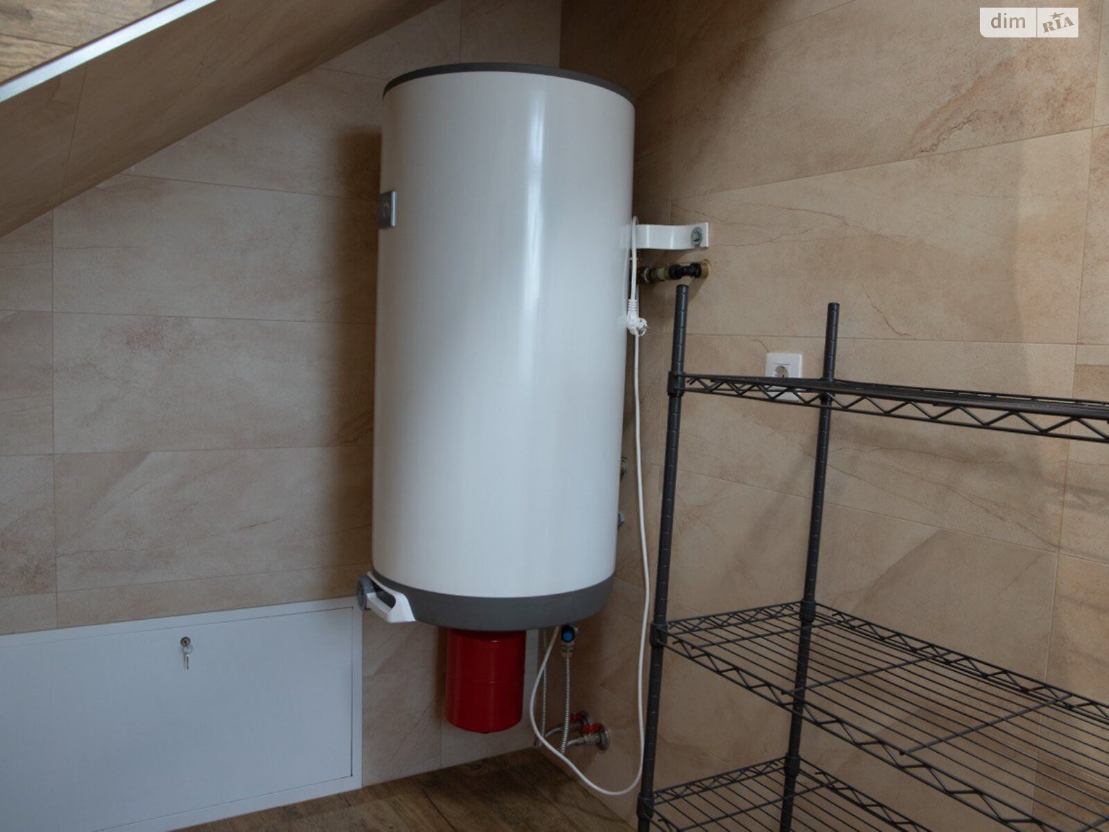 двоповерховий будинок з гаражем, 360 кв. м, цегла. Продаж у Рованцях фото 1 двоповерховий будинок з гаражем, 360 кв. м, цегла. Продаж у Рованцях фото 1