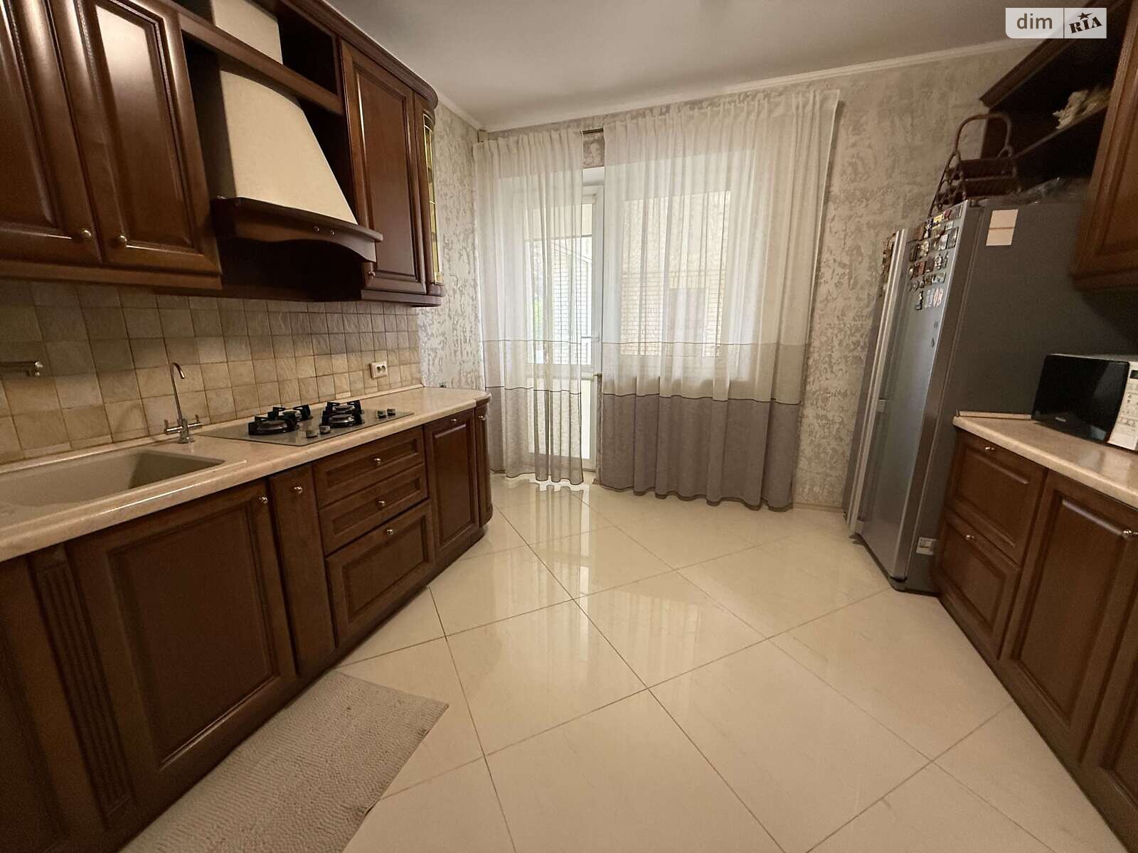 двоповерховий будинок з верандою, 182.2 кв. м, цегла. Продаж у Рованцях фото 1 двоповерховий будинок з верандою, 182.2 кв. м, цегла. Продаж у Рованцях фото 1