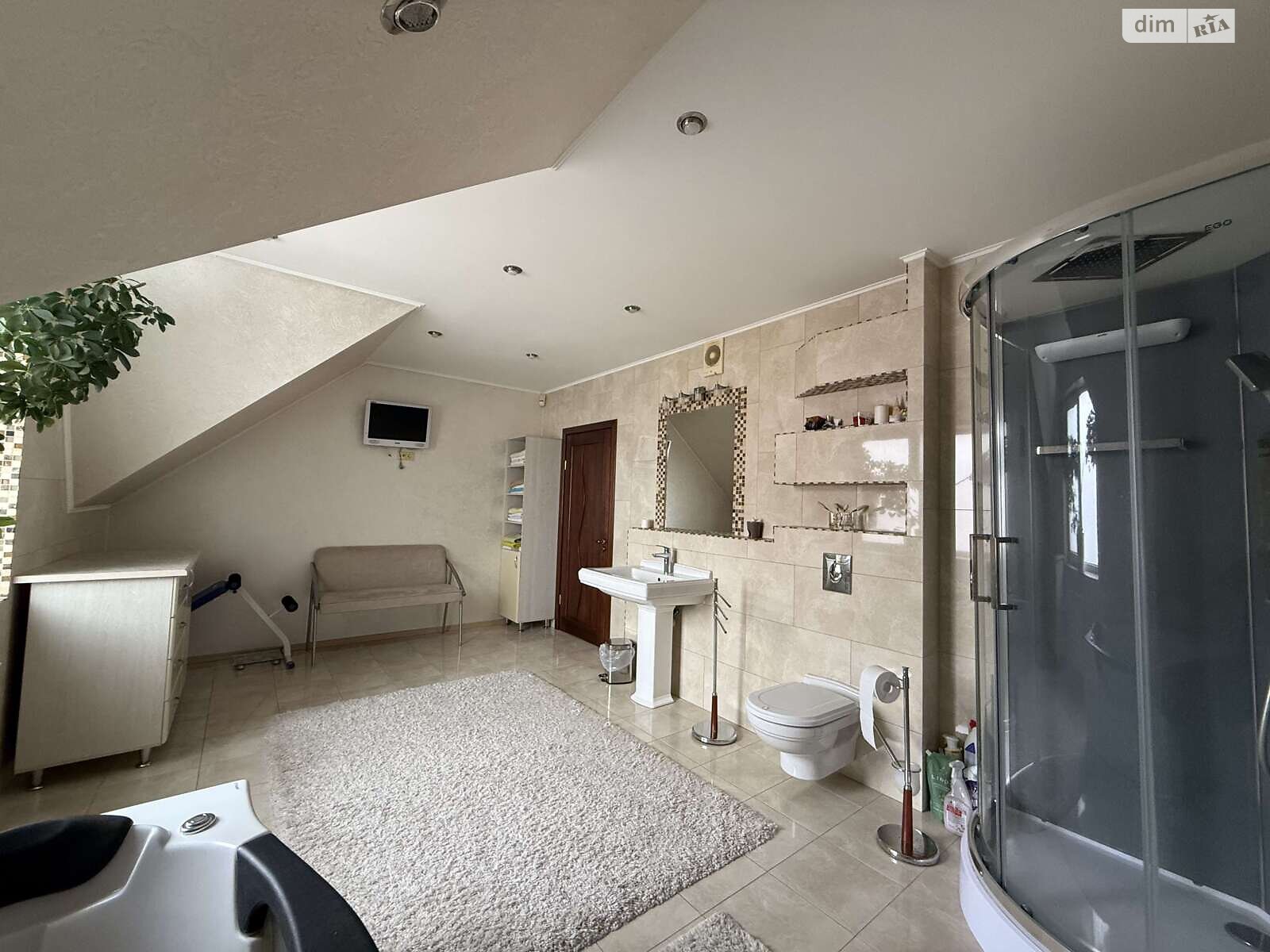 двоповерховий будинок з верандою, 182.2 кв. м, цегла. Продаж у Рованцях фото 1 двоповерховий будинок з верандою, 182.2 кв. м, цегла. Продаж у Рованцях фото 1