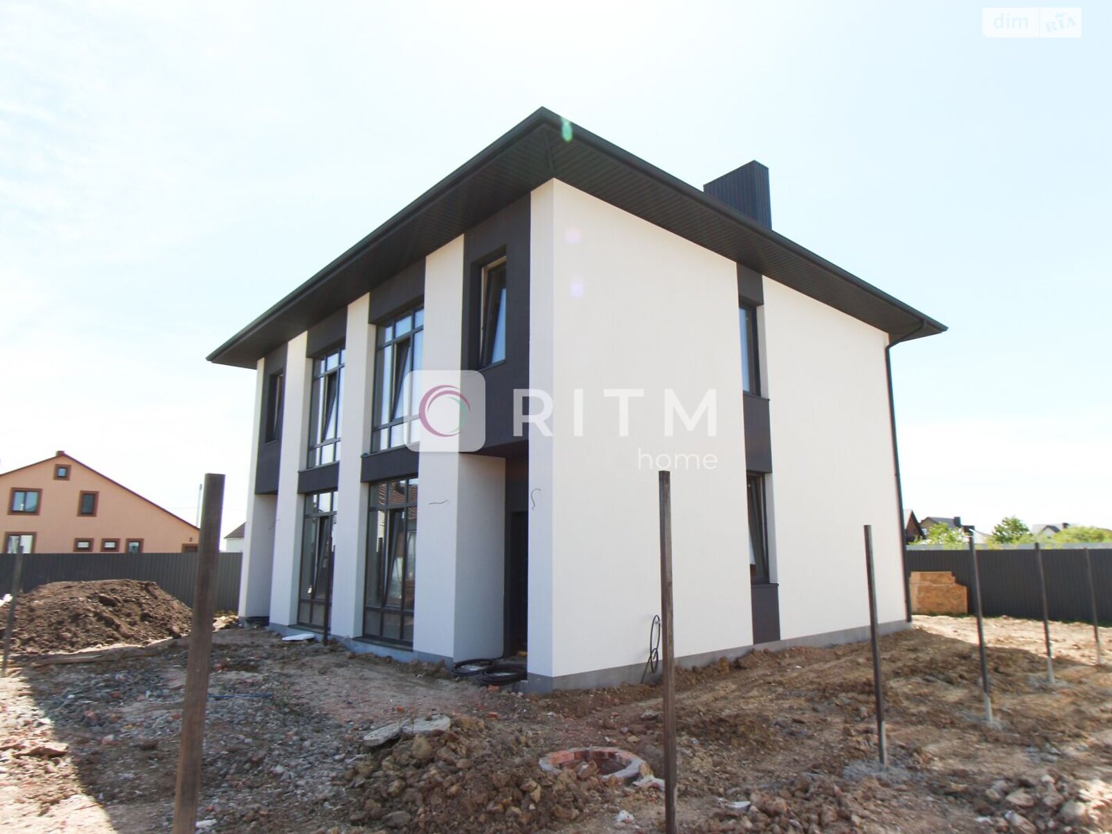 двоповерховий будинок з опаленням, 95 кв. м, цегла. Продаж у Рованцях фото 1 двоповерховий будинок з опаленням, 95 кв. м, цегла. Продаж у Рованцях фото 1
