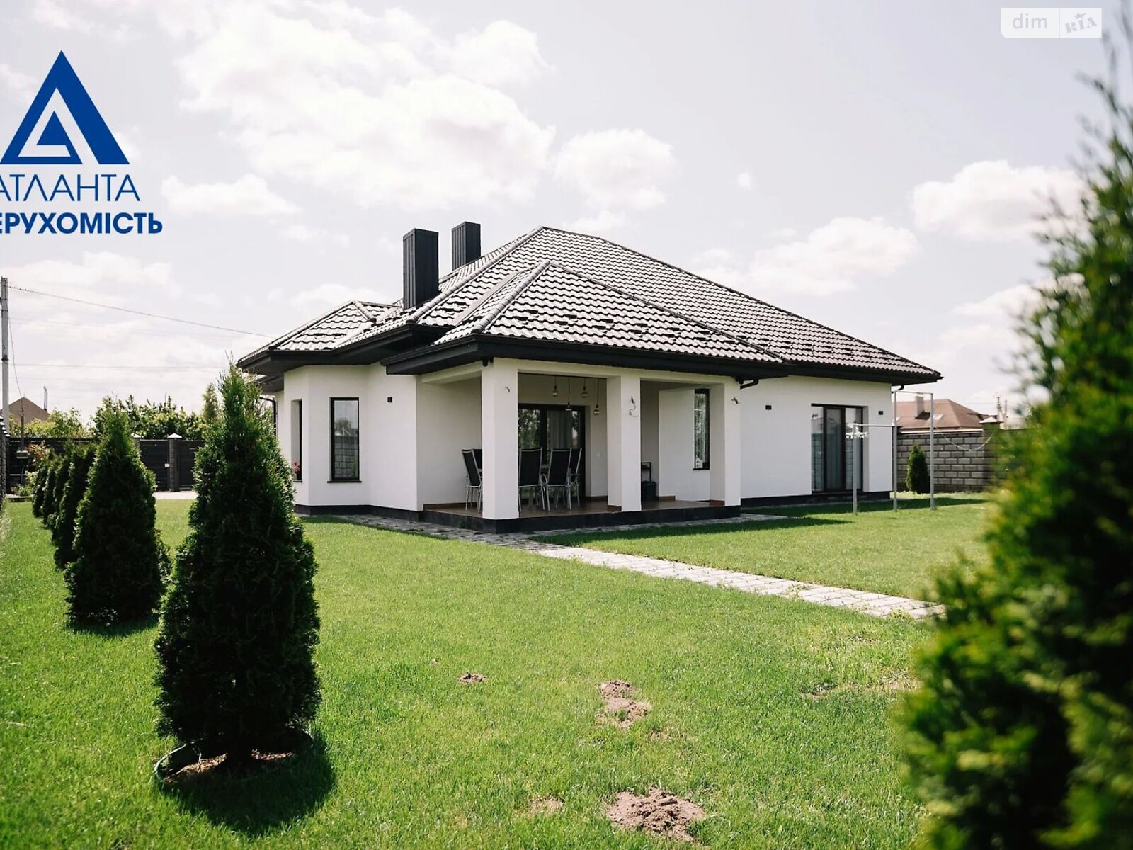 двухэтажный дом с гаражом, 176 кв. м, пеноблок. Продажа в Рованцах фото 1 двухэтажный дом с гаражом, 176 кв. м, пеноблок. Продажа в Рованцах фото 1
