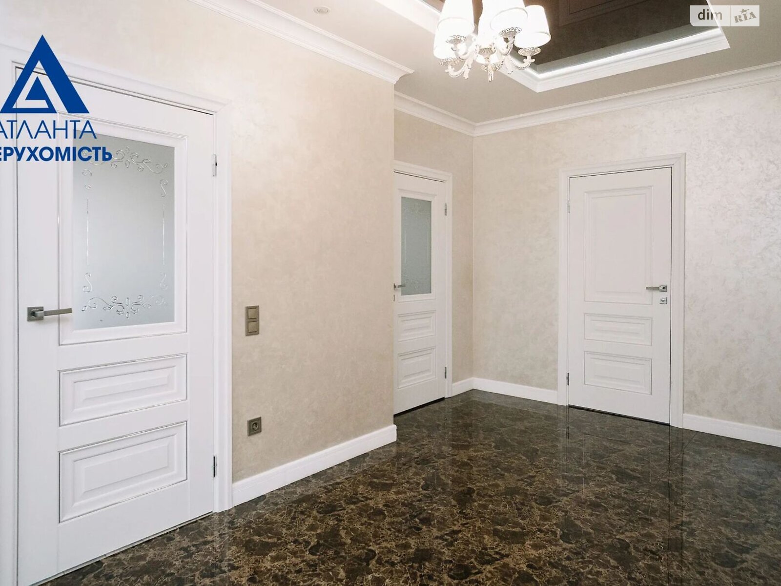 двухэтажный дом с гаражом, 176 кв. м, пеноблок. Продажа в Рованцах фото 1 двухэтажный дом с гаражом, 176 кв. м, пеноблок. Продажа в Рованцах фото 1
