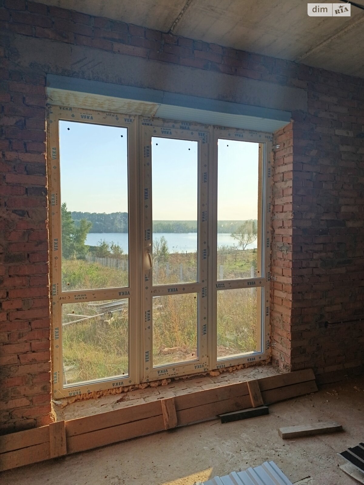 двухэтажный дом, 170 кв. м, кирпич. Продажа в Ровце фото 1 двухэтажный дом, 170 кв. м, кирпич. Продажа в Ровце фото 1