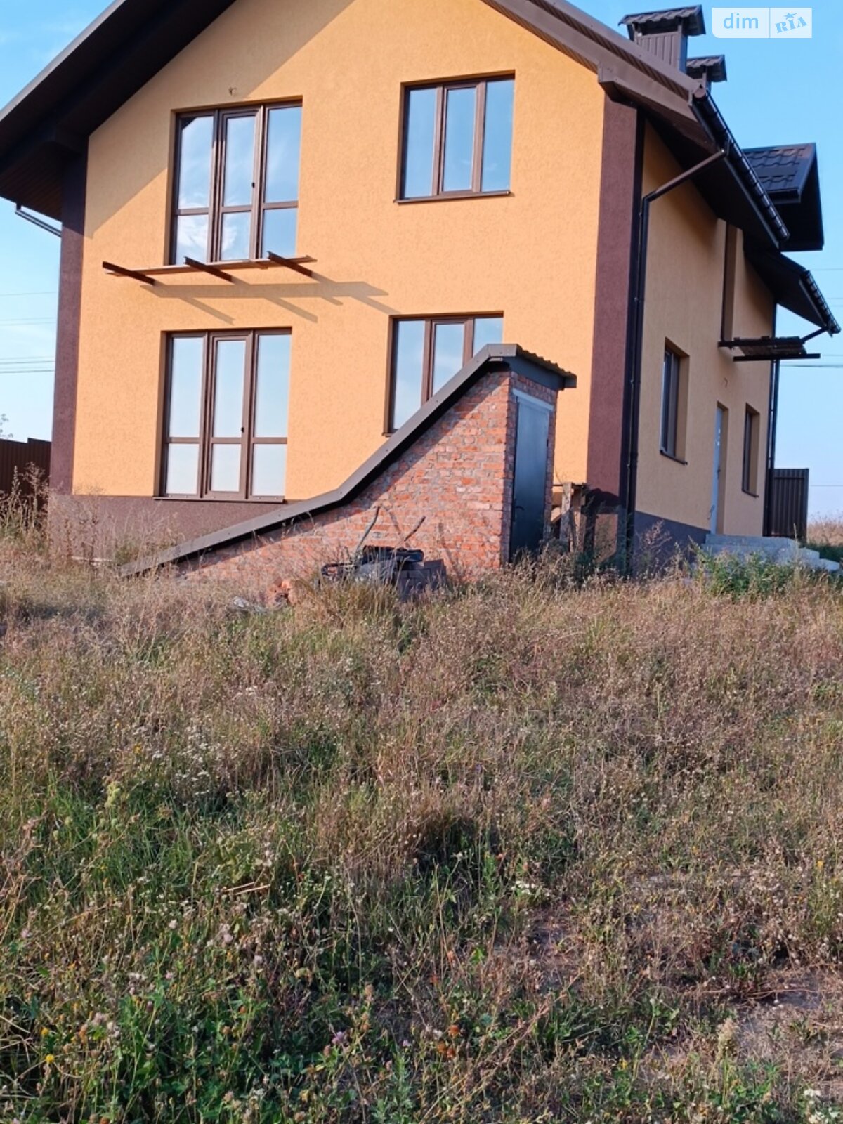 двоповерховий будинок, 170 кв. м, цегла. Продаж у Ровці фото 1 двоповерховий будинок, 170 кв. м, цегла. Продаж у Ровці фото 1