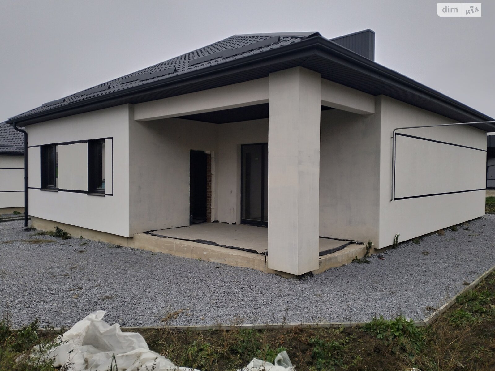 одноповерховий будинок, 110 кв. м, кирпич. Продаж в Рівному, район Авторинок фото 1