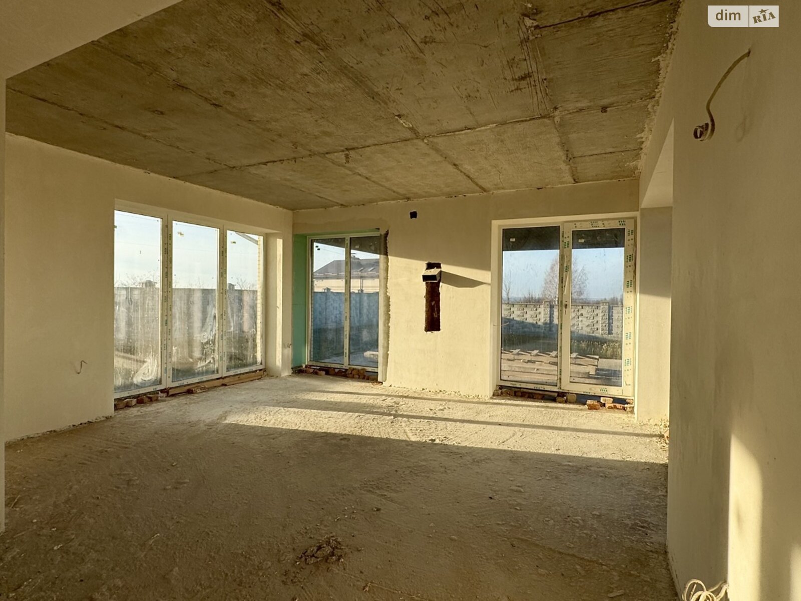 двоповерховий будинок, 270 кв. м, кирпич. Продаж в Рівному, район Авторинок фото 1 двоповерховий будинок, 270 кв. м, кирпич. Продаж в Рівному, район Авторинок фото 1