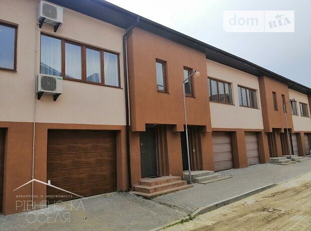 двухэтажный дом с террасой, 160 кв. м, кирпич. Продажа в Ровно район Автовокзал фото 1 двухэтажный дом с террасой, 160 кв. м, кирпич. Продажа в Ровно район Автовокзал фото 1