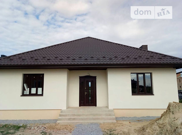 одноэтажный дом с отоплением, 125 кв. м, кирпич. Продажа в Ровно район Автовокзал фото 1 одноэтажный дом с отоплением, 125 кв. м, кирпич. Продажа в Ровно район Автовокзал фото 1