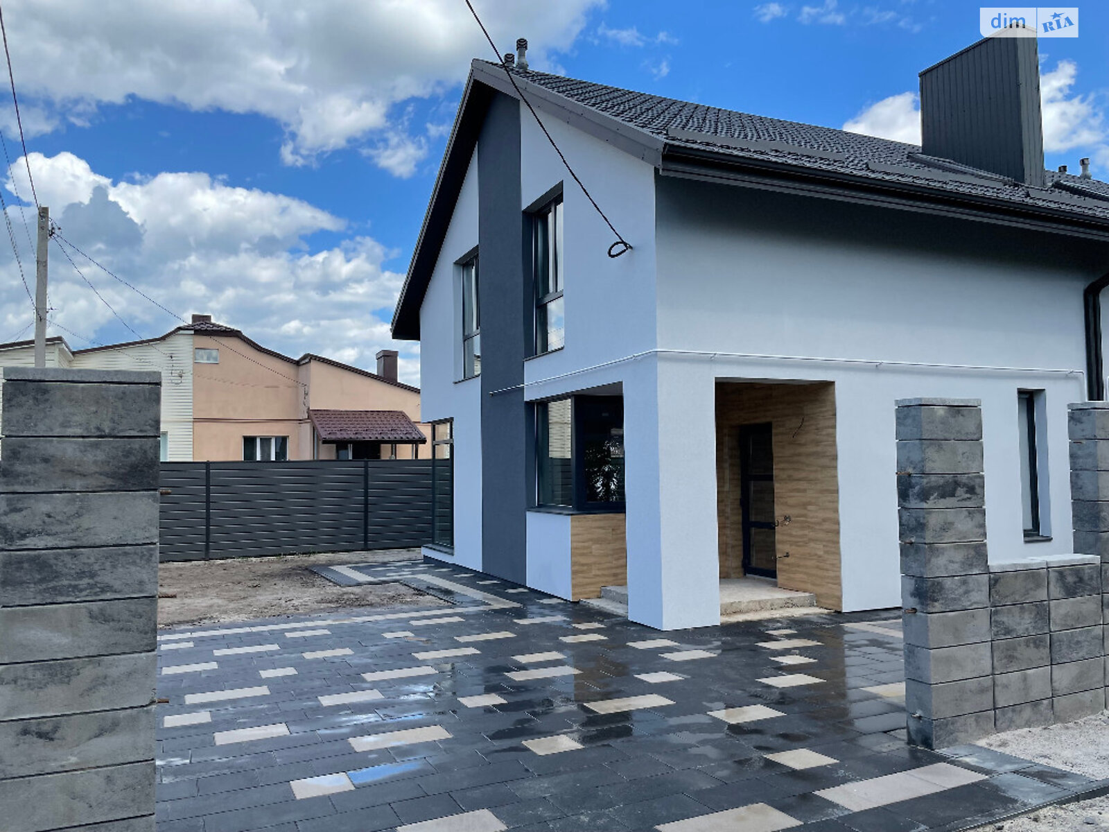 одноповерховий будинок, 100 кв. м, цегла. Продаж в Рівному, район Басів Кут фото 1 одноповерховий будинок, 100 кв. м, цегла. Продаж в Рівному, район Басів Кут фото 1