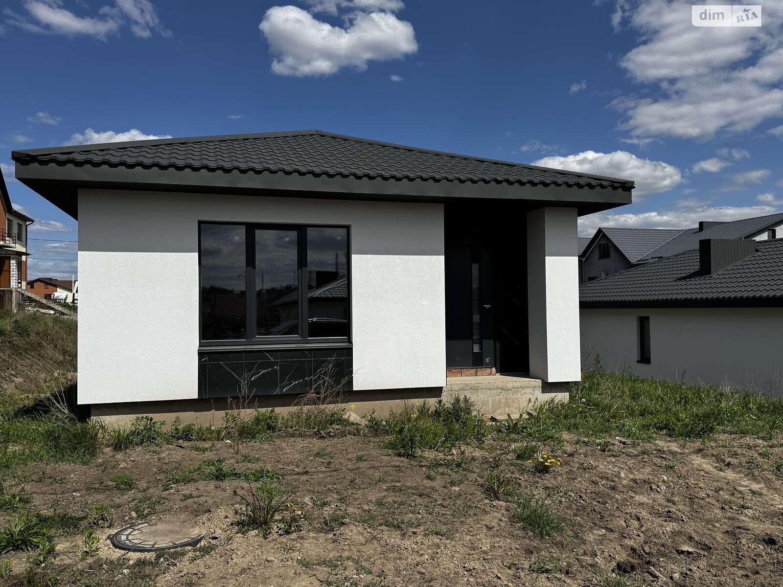 одноэтажный дом, 76.5 кв. м, кирпич. Продажа в Ровно район Басов Угол фото 1 одноэтажный дом, 76.5 кв. м, кирпич. Продажа в Ровно район Басов Угол фото 1