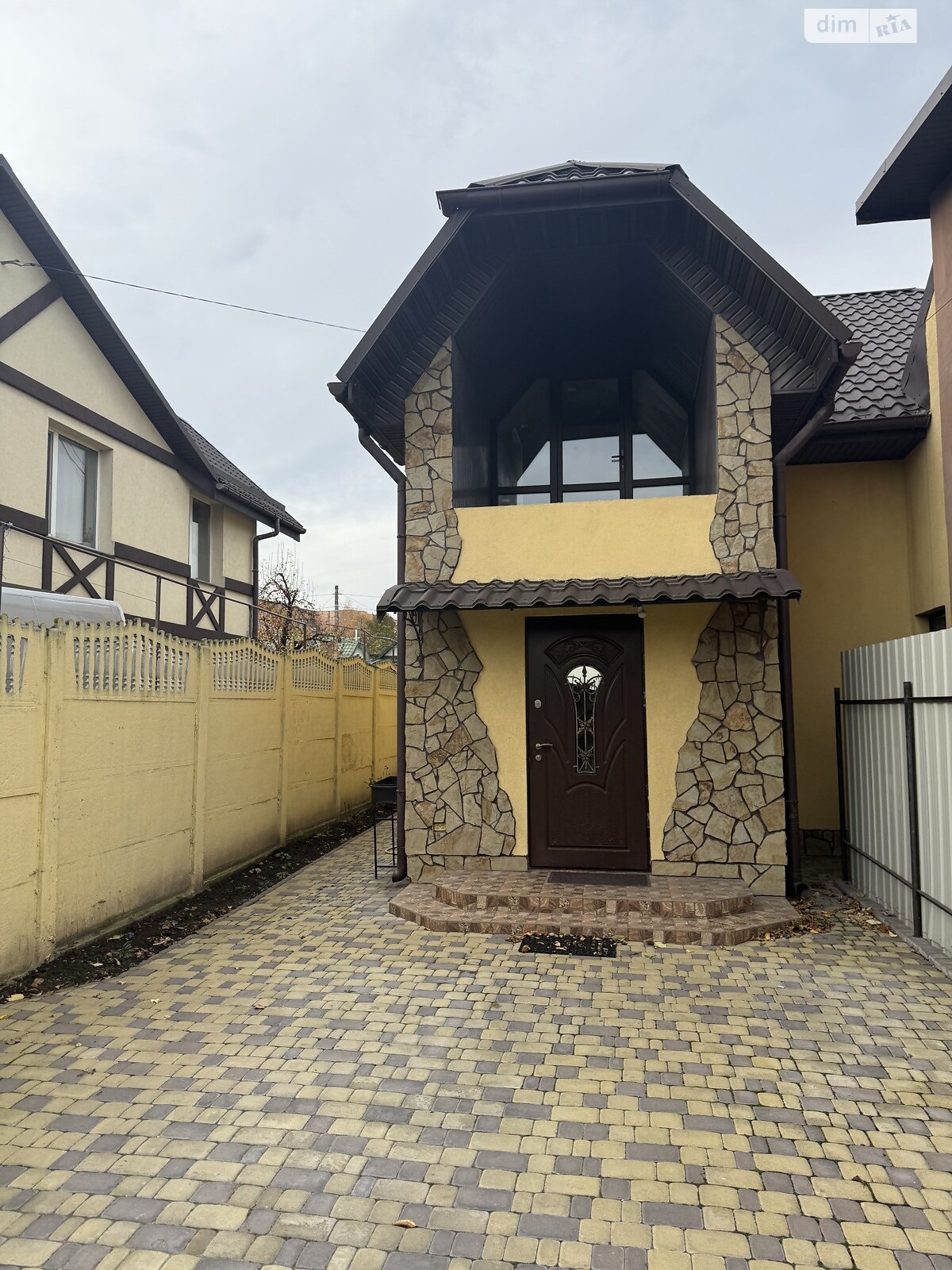 двухэтажный дом, 120 кв. м, пеноблок. Продажа в Ровно район Басов Угол фото 1