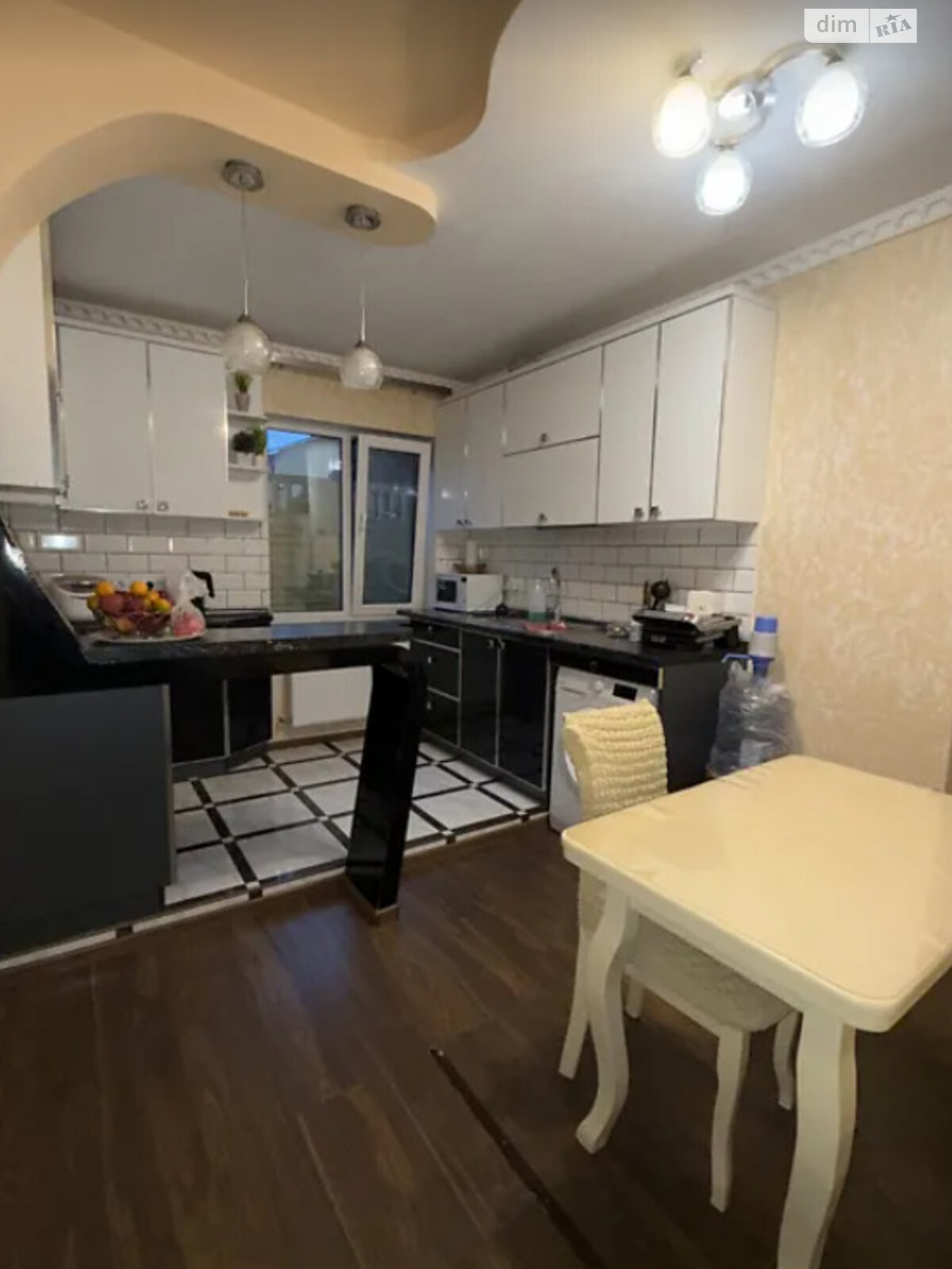 двоповерховий будинок з гаражем, 120 кв. м, блочно-цегляний. Продаж в Рівному, район Басів Кут фото 1 двоповерховий будинок з гаражем, 120 кв. м, блочно-цегляний. Продаж в Рівному, район Басів Кут фото 1