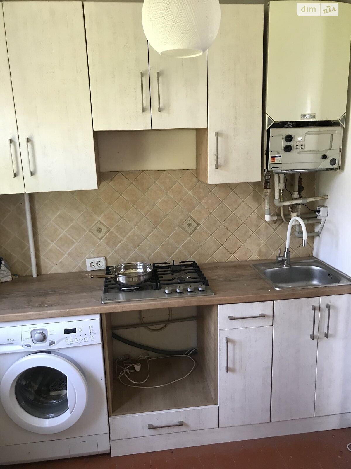 двухэтажный дом с гаражом, 72 кв. м, кирпич. Продажа в Ровно район Басов Угол фото 1 двухэтажный дом с гаражом, 72 кв. м, кирпич. Продажа в Ровно район Басов Угол фото 1