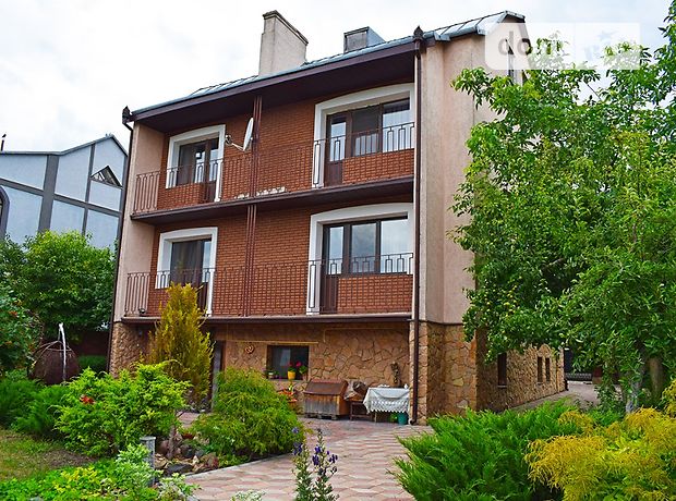 Продажа дома, 253м², Ровно, р‑н. Басов Угол Продажа дома, 253м², Ровно, р‑н. Басов Угол