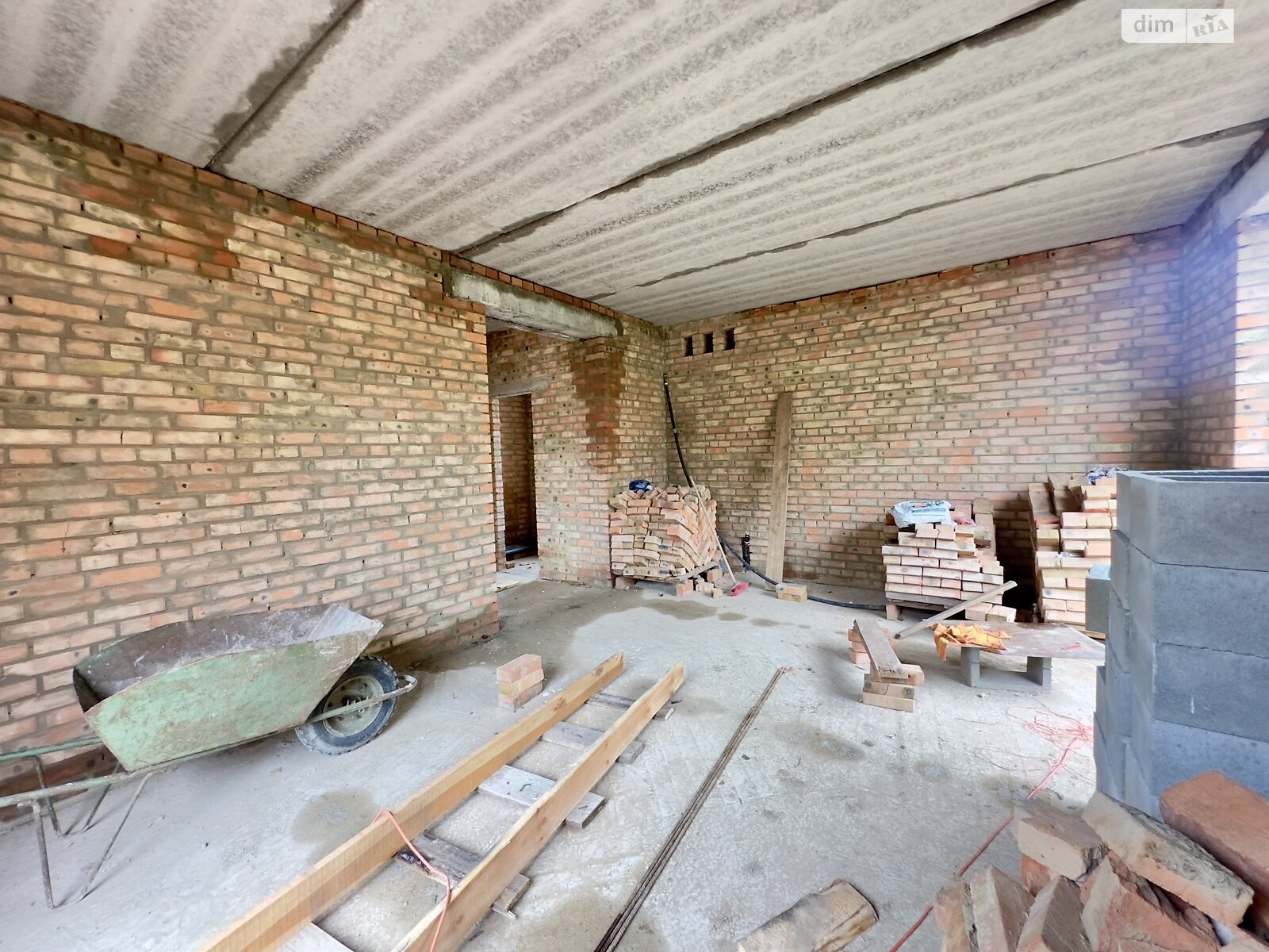 двухэтажный дом, 118 кв. м, кирпич. Продажа в Ровно район Красные Горы фото 1