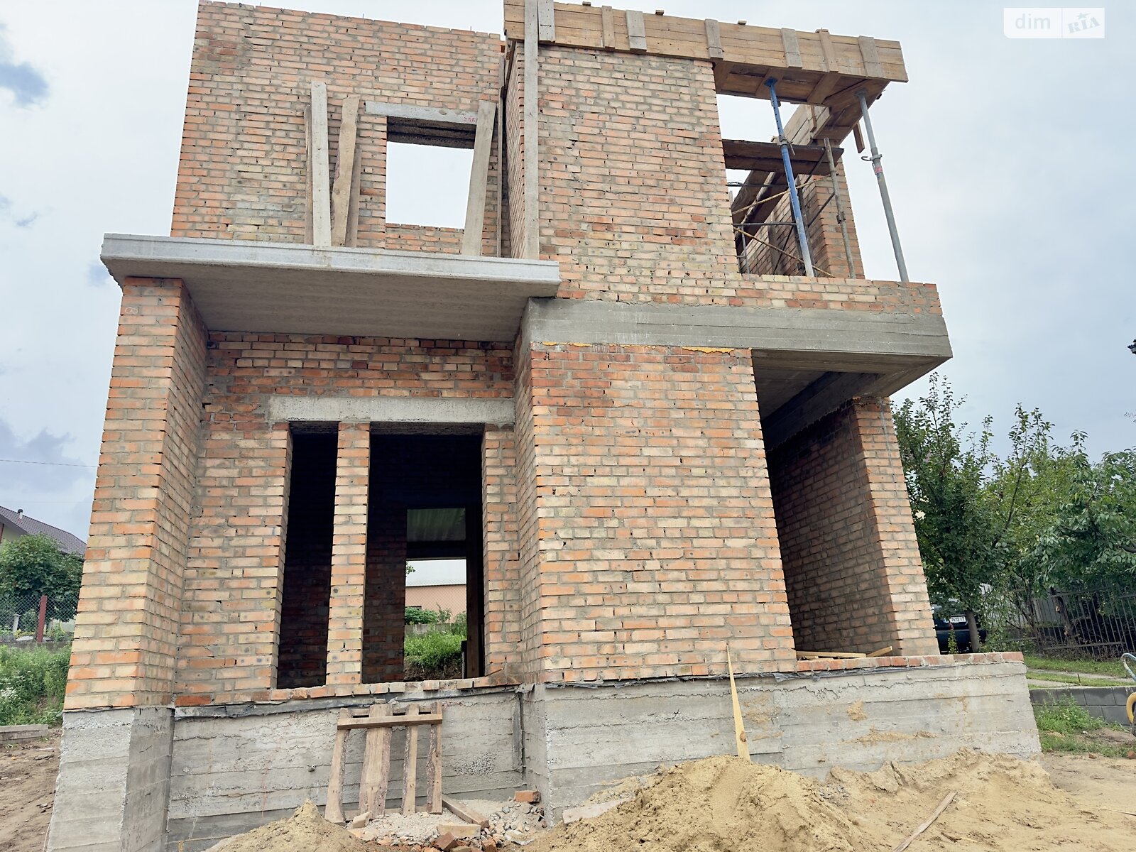 двухэтажный дом, 118 кв. м, кирпич. Продажа в Ровно район Красные Горы фото 1