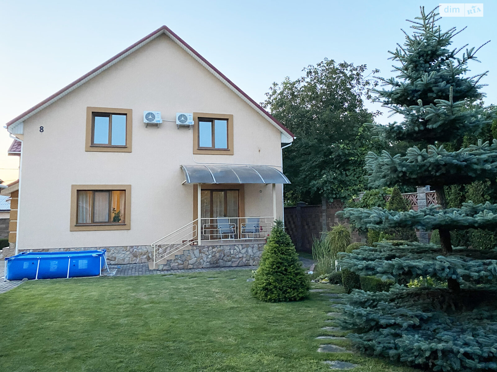 двухэтажный дом с гаражом, 224.1 кв. м, кирпич. Продажа в Ровно район Боярка фото 1