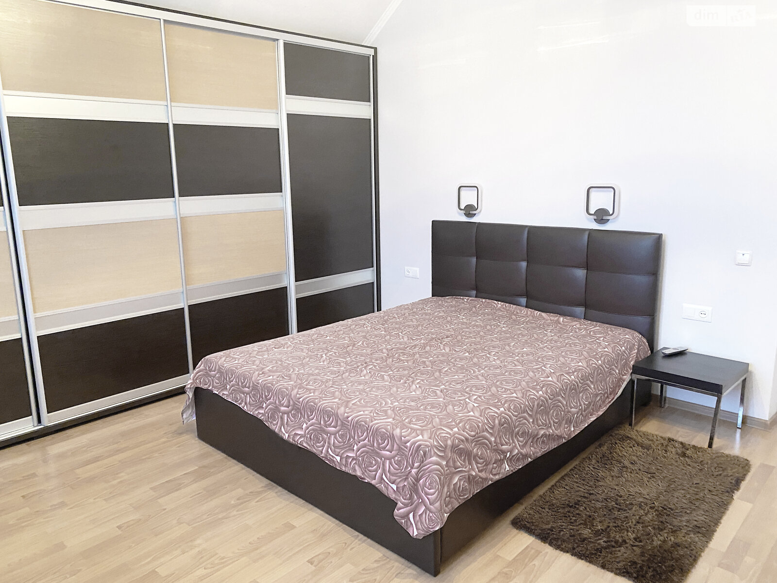 двухэтажный дом с гаражом, 224.1 кв. м, кирпич. Продажа в Ровно район Боярка фото 1