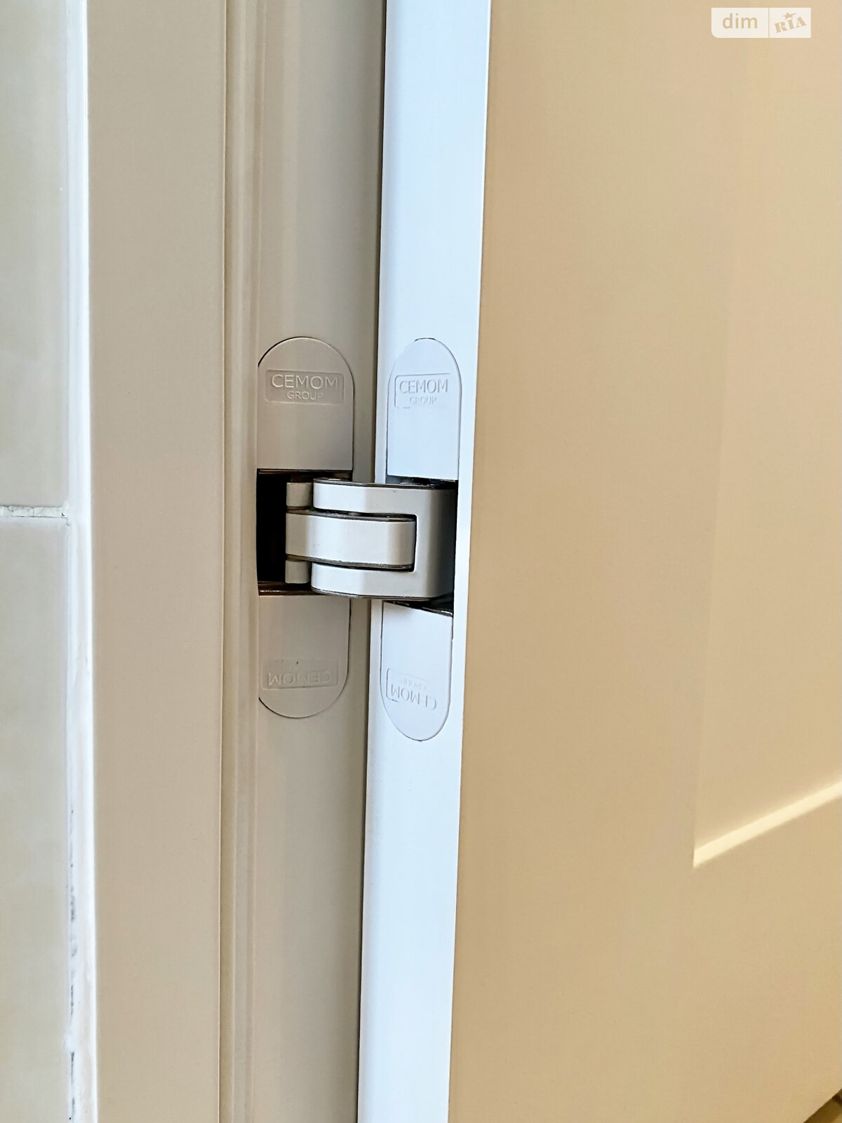 двухэтажный дом с гаражом, 224.1 кв. м, кирпич. Продажа в Ровно район Боярка фото 1