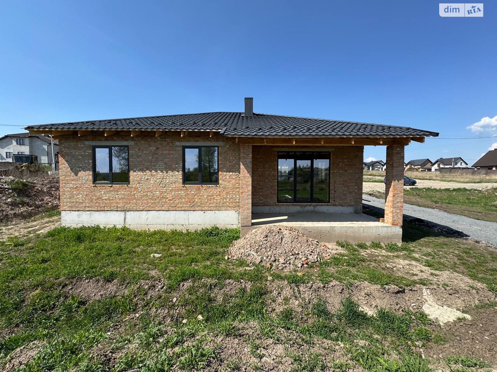 одноэтажный дом с отоплением, 110 кв. м, кирпич. Продажа в Ровно район Чайка фото 1 одноэтажный дом с отоплением, 110 кв. м, кирпич. Продажа в Ровно район Чайка фото 1