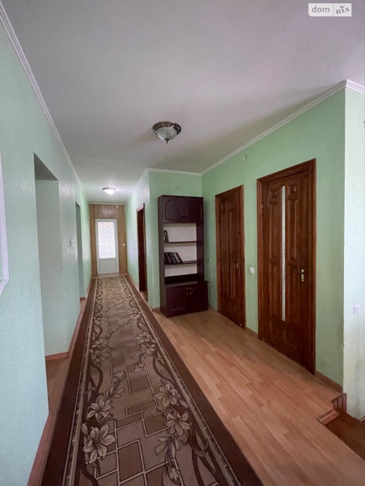 трехэтажный дом веранда, 342 кв. м, кирпич. Продажа в Ровно район Гидропарк фото 1