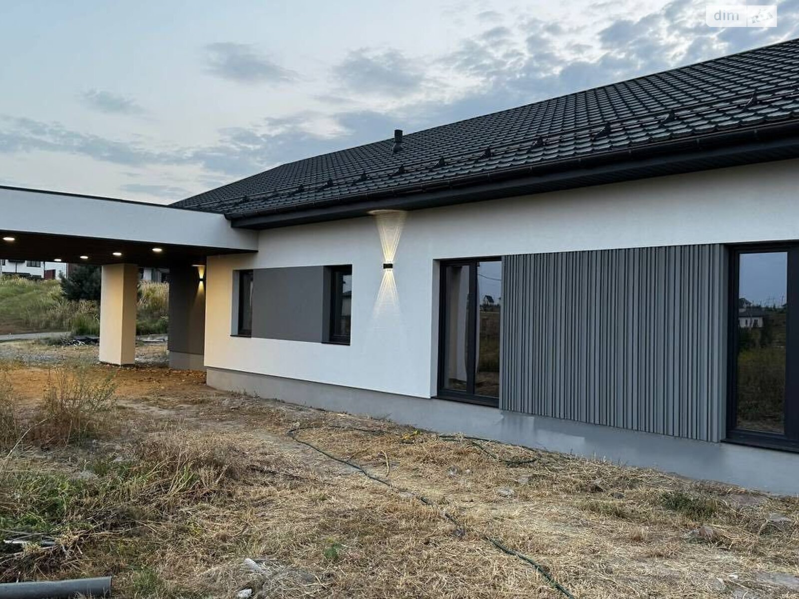 одноповерховий будинок, 200 кв. м, цегла. Продаж у Рівному фото 1 одноповерховий будинок, 200 кв. м, цегла. Продаж у Рівному фото 1