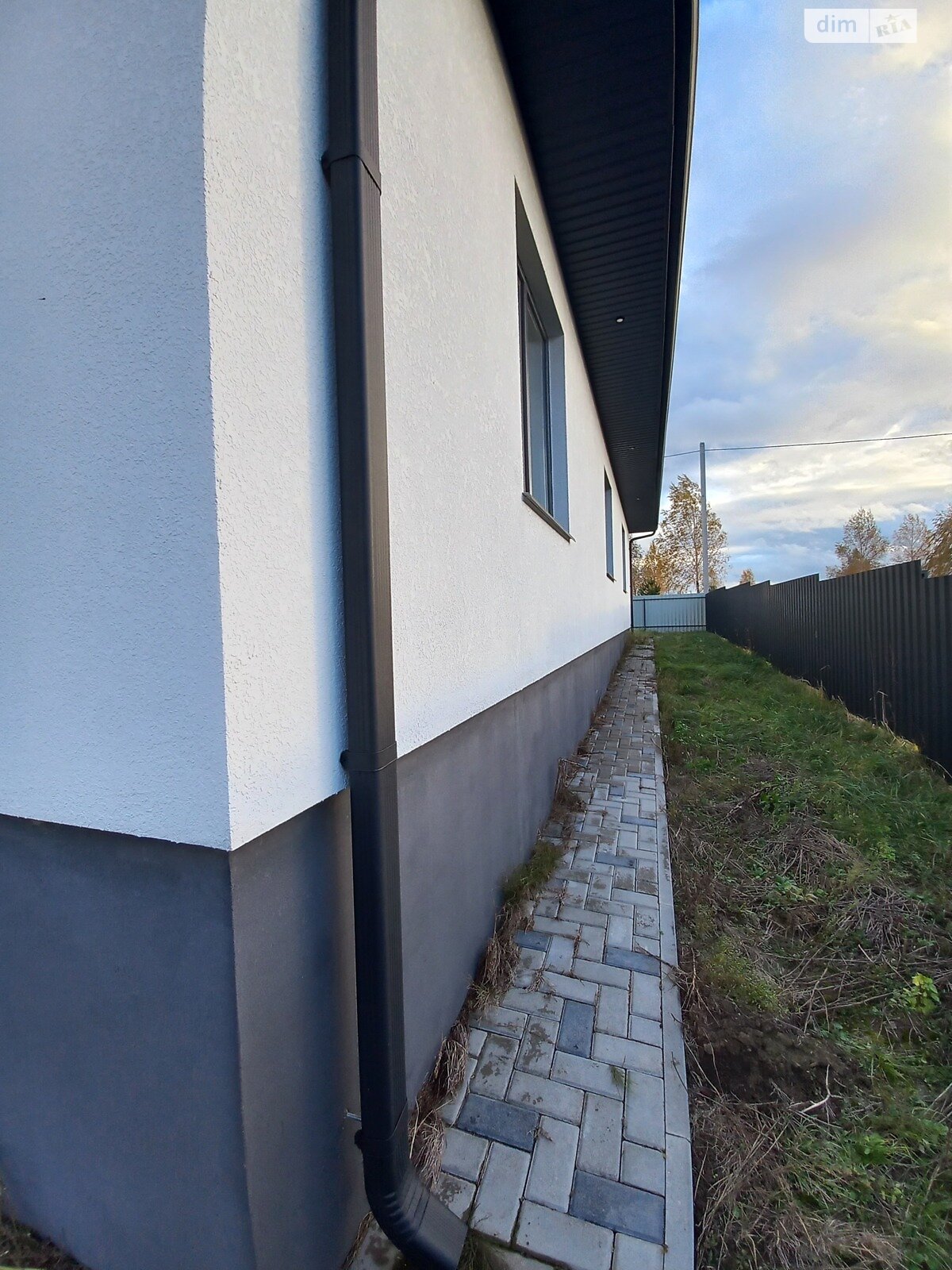 одноэтажный дом, 135 кв. м, кирпич. Продажа в Белой Кринице фото 1 одноэтажный дом, 135 кв. м, кирпич. Продажа в Белой Кринице фото 1