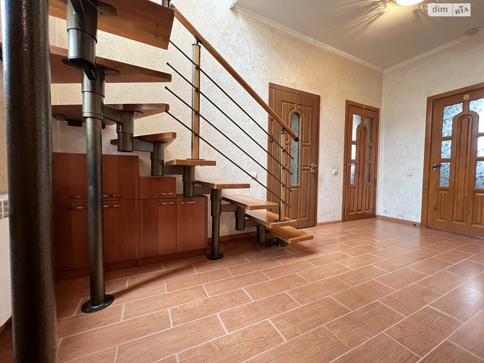 двоповерховий будинок з опаленням, 145 кв. м, цегла. Продаж в Рівному, район Червоні Гори фото 1 двоповерховий будинок з опаленням, 145 кв. м, цегла. Продаж в Рівному, район Червоні Гори фото 1