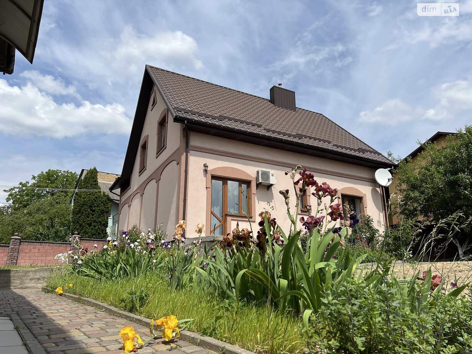 двоповерховий будинок з опаленням, 145 кв. м, цегла. Продаж в Рівному, район Червоні Гори фото 1 двоповерховий будинок з опаленням, 145 кв. м, цегла. Продаж в Рівному, район Червоні Гори фото 1