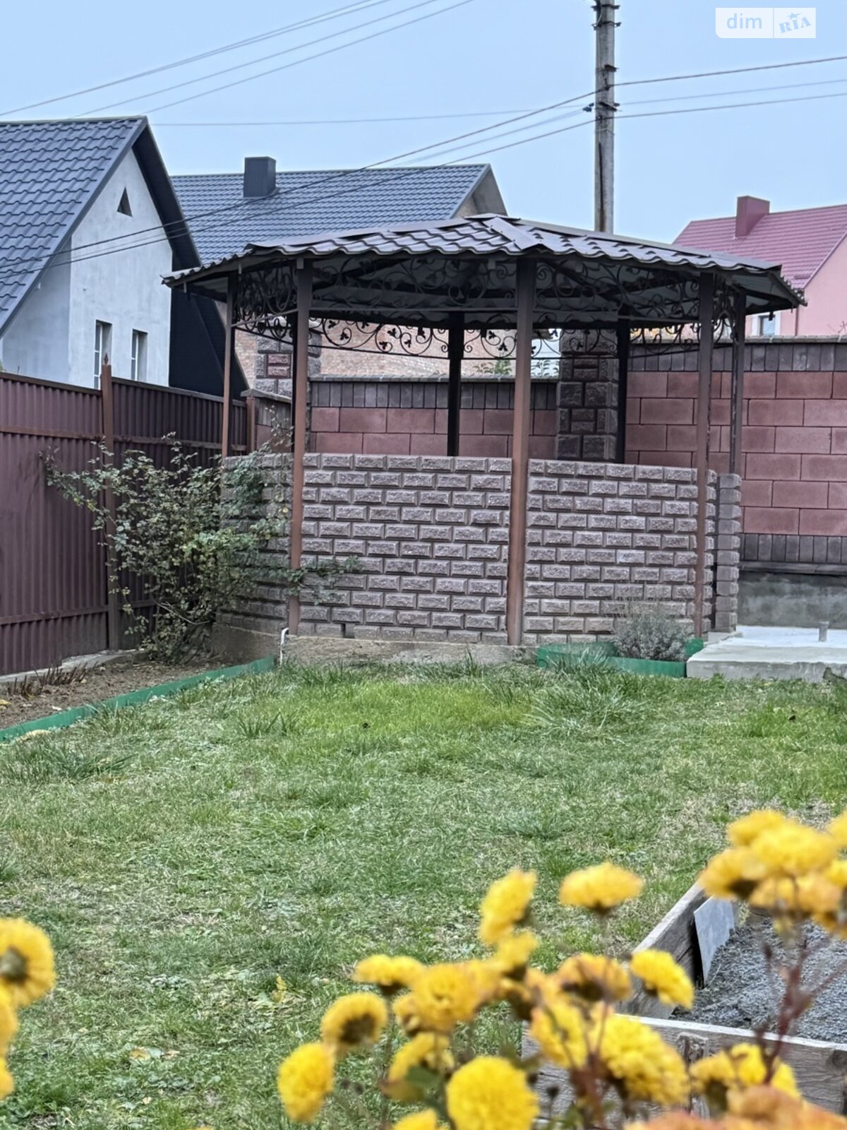 двоповерховий будинок з опаленням, 145 кв. м, цегла. Продаж в Рівному, район Червоні Гори фото 1 двоповерховий будинок з опаленням, 145 кв. м, цегла. Продаж в Рівному, район Червоні Гори фото 1