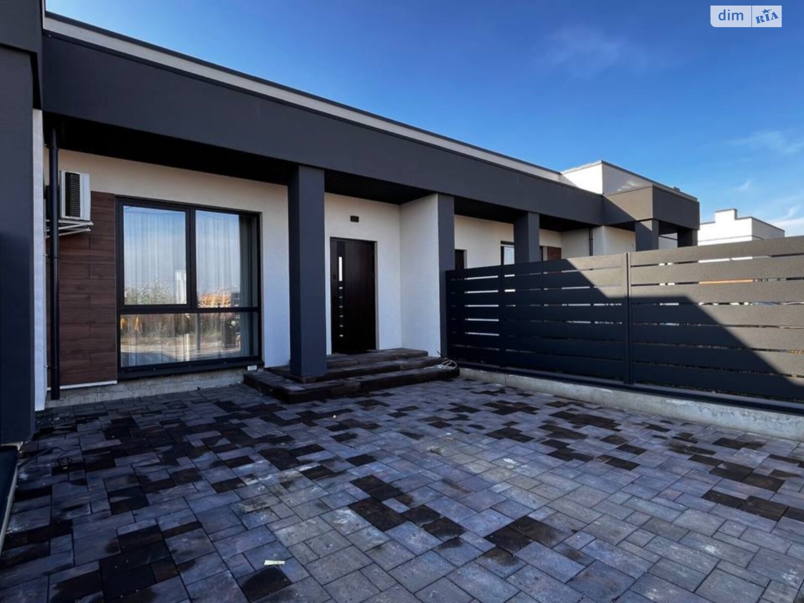 одноэтажный дом, 65.3 кв. м, кирпич. Продажа в Ровно район Ленокомбинат фото 1 одноэтажный дом, 65.3 кв. м, кирпич. Продажа в Ровно район Ленокомбинат фото 1