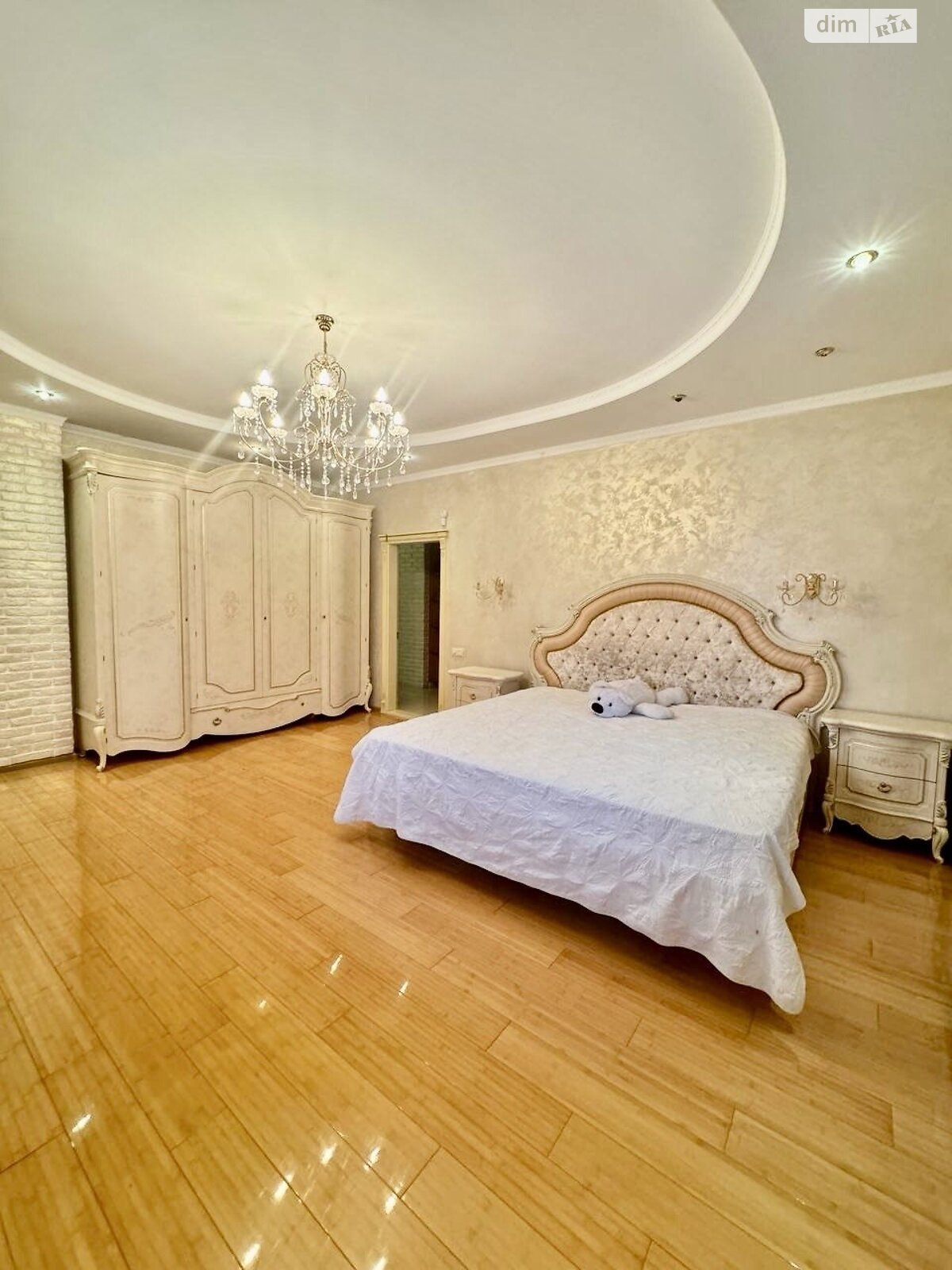 двоповерховий будинок з гаражем, 297.8 кв. м, цегла. Продаж у Рівному фото 1 двоповерховий будинок з гаражем, 297.8 кв. м, цегла. Продаж у Рівному фото 1