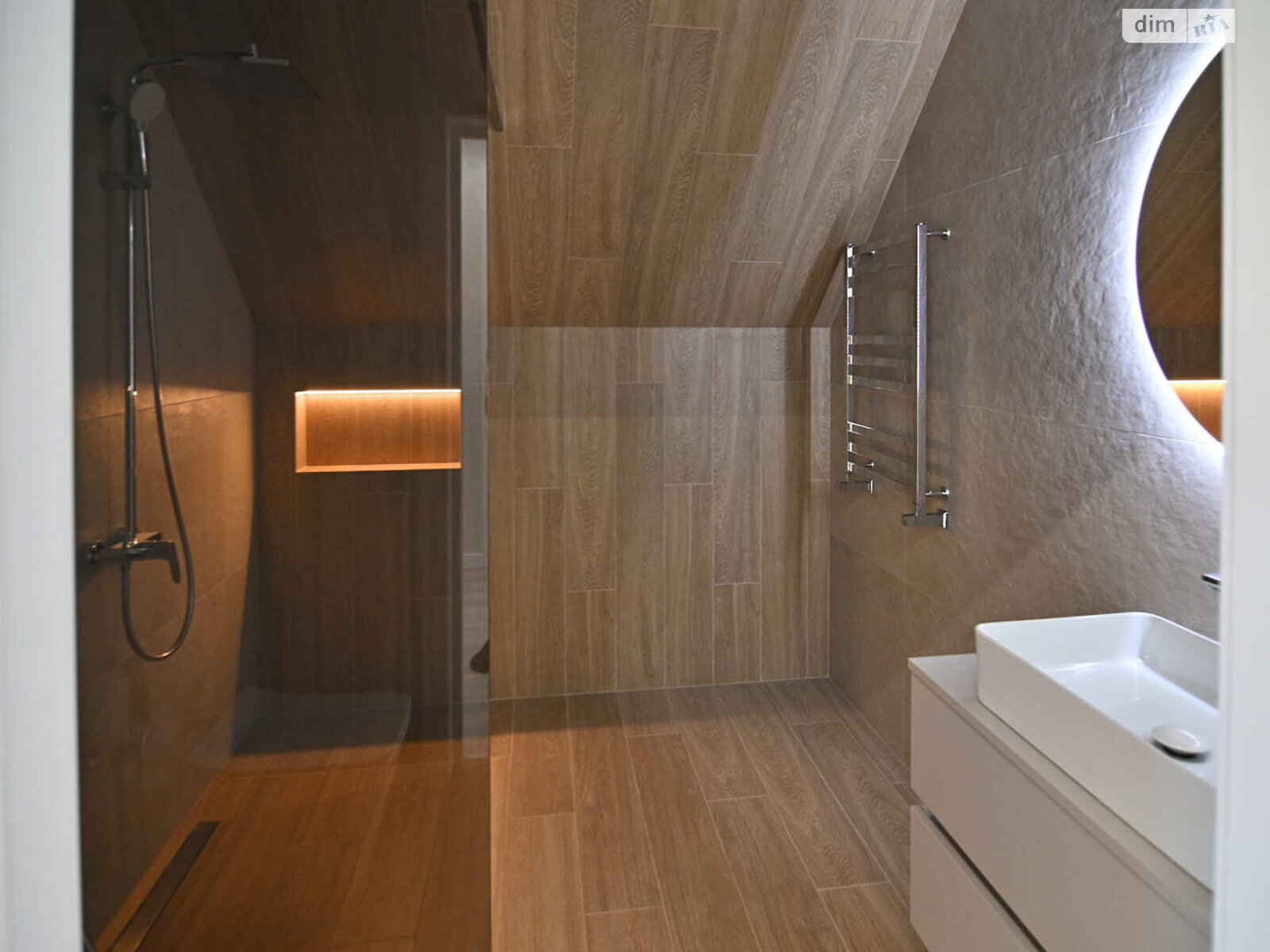 двоповерховий будинок з верандою, 207.3 кв. м, цегла. Продаж в Рівному, район Мелроуз фото 1