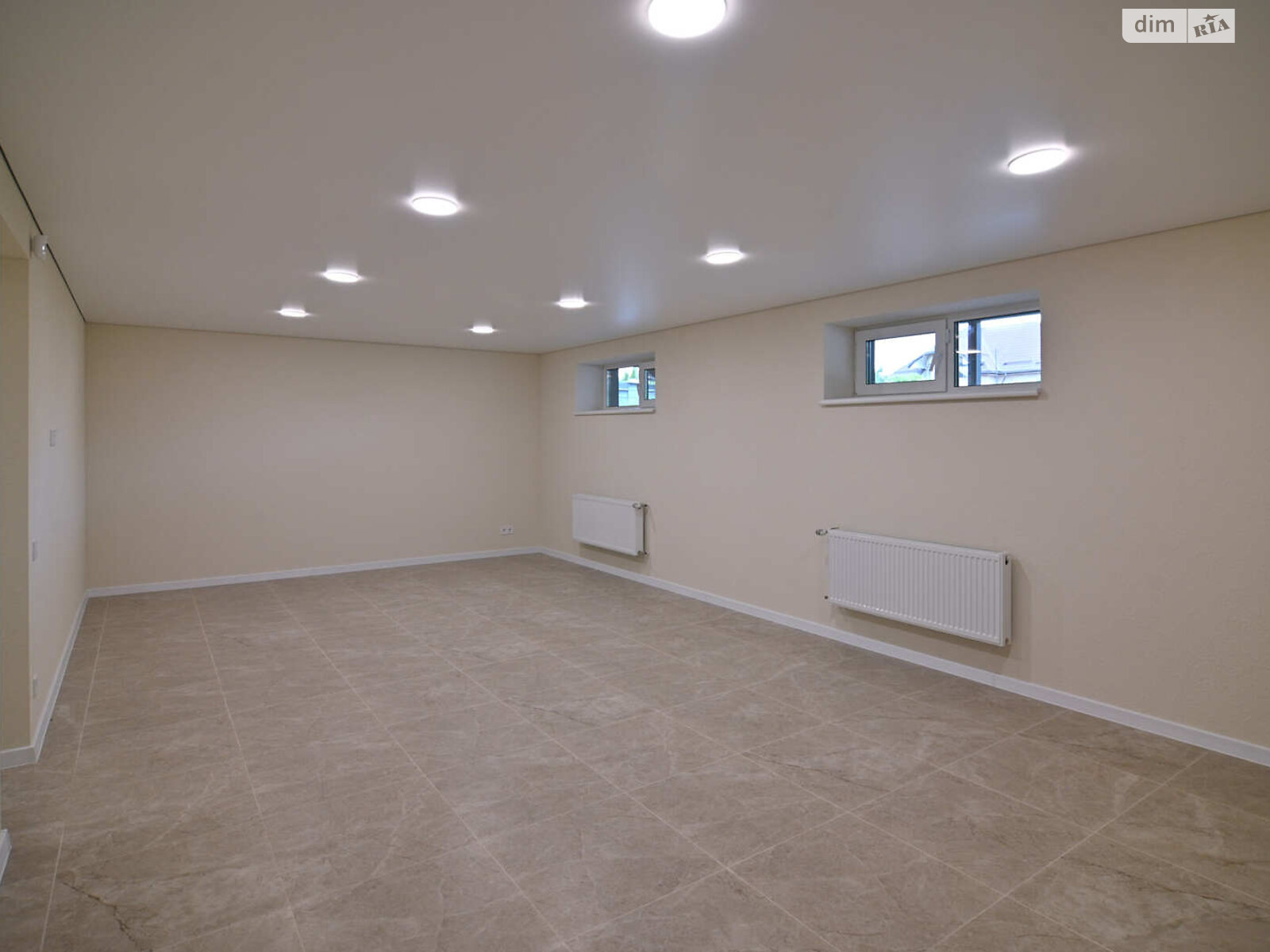 двоповерховий будинок з верандою, 207.3 кв. м, цегла. Продаж в Рівному, район Мелроуз фото 1