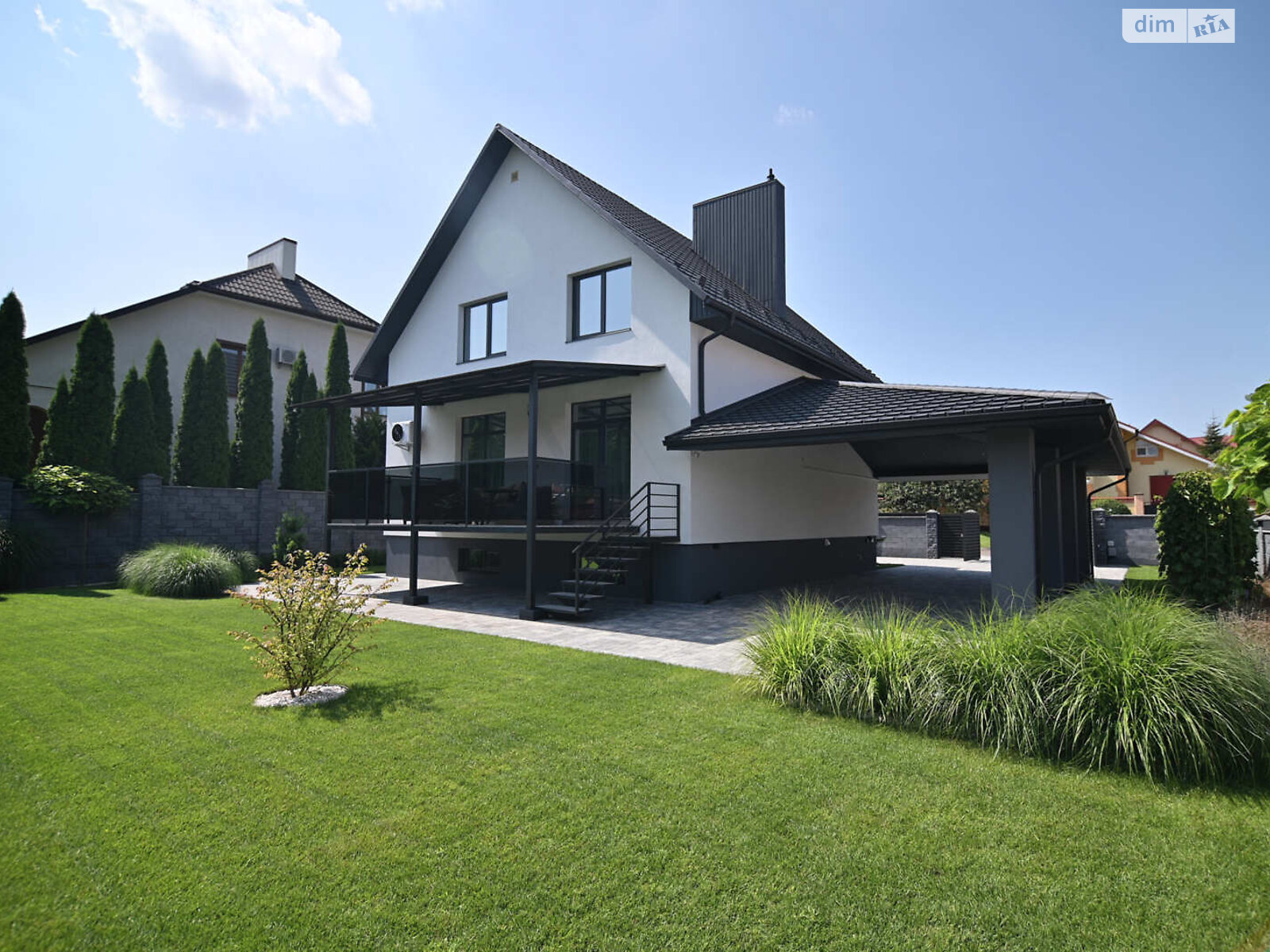 двоповерховий будинок з верандою, 207.3 кв. м, цегла. Продаж в Рівному, район Мелроуз фото 1