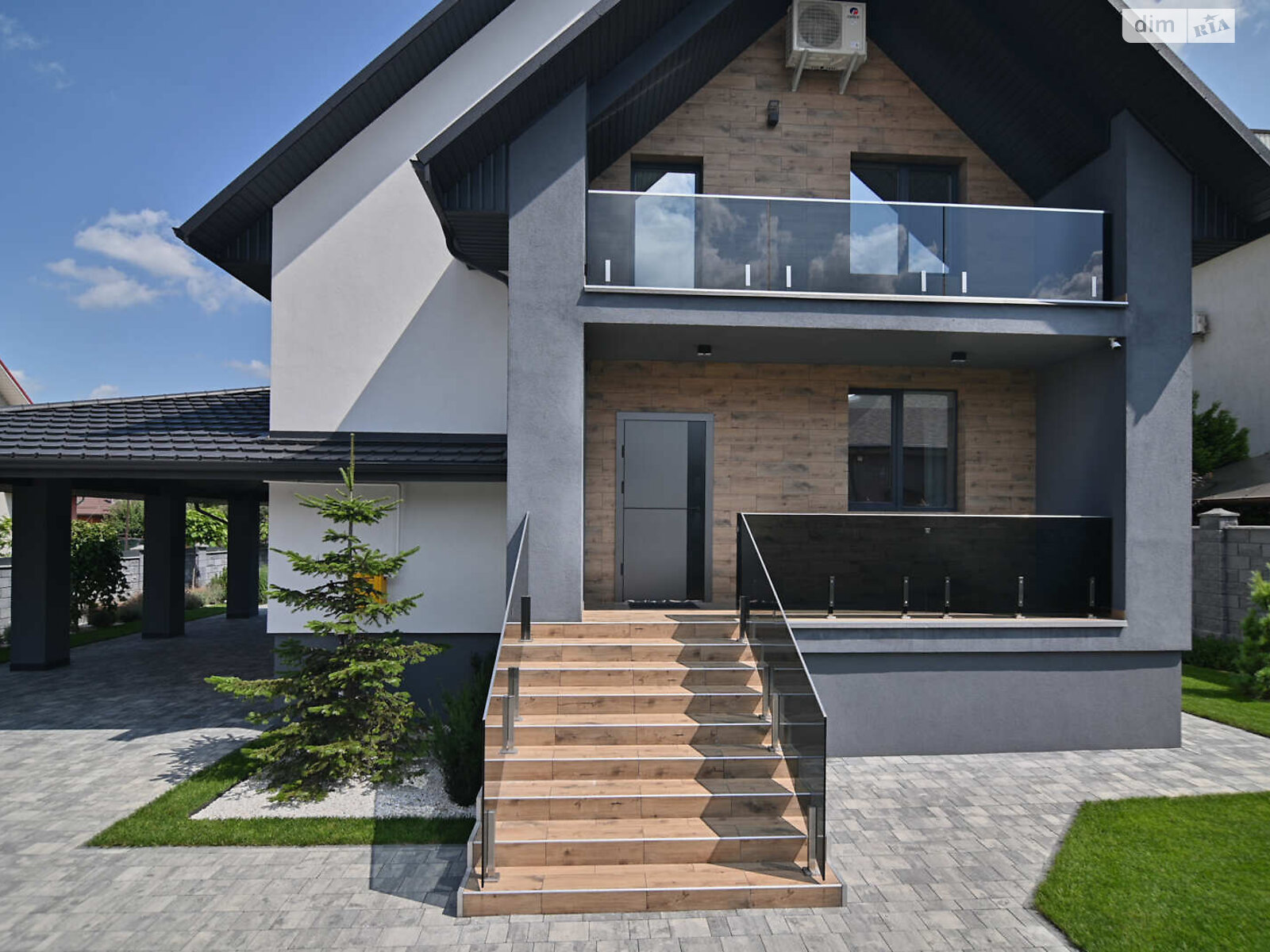 двоповерховий будинок з верандою, 207.3 кв. м, цегла. Продаж в Рівному, район Мелроуз фото 1